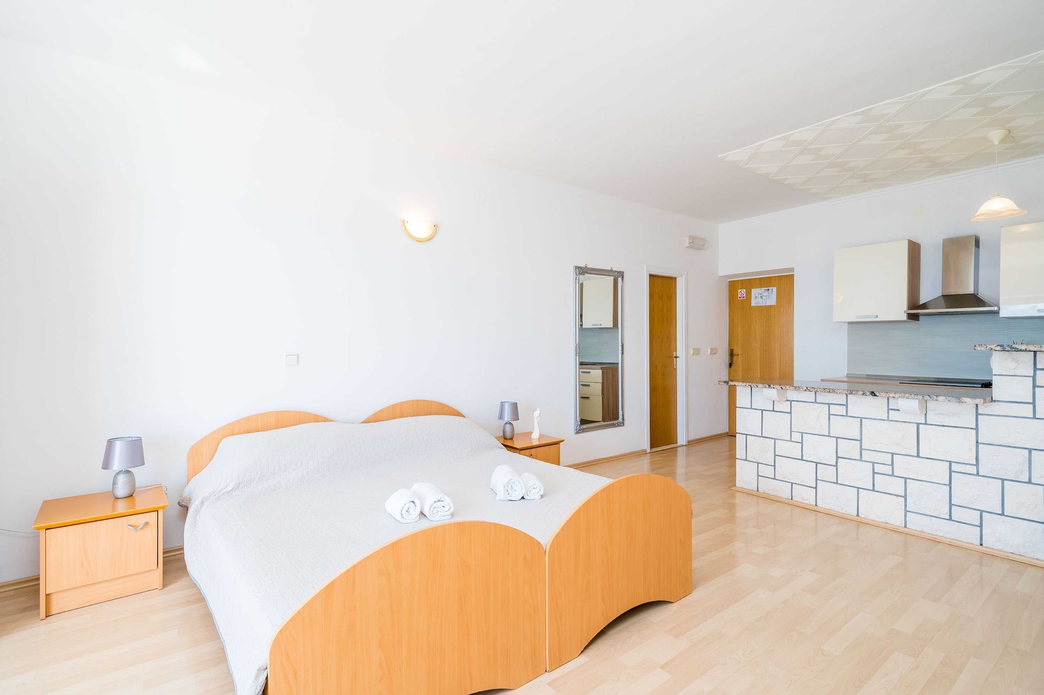 Apartments Marnic Blue Chill- Comfort Studio Apartment with Balcony(S4)-Slaapkamer