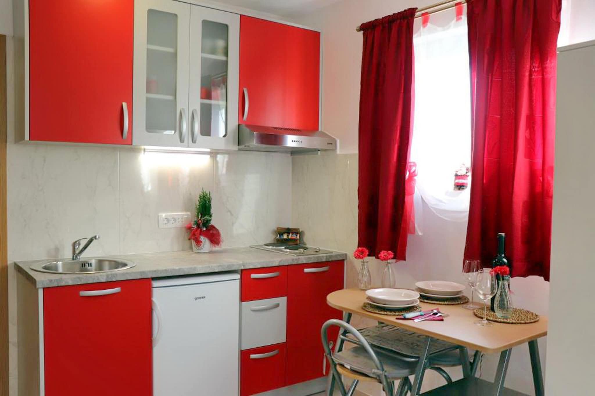 Apartments Clementina Sunrise-Standard Studio Apartment (RED)-Keuken