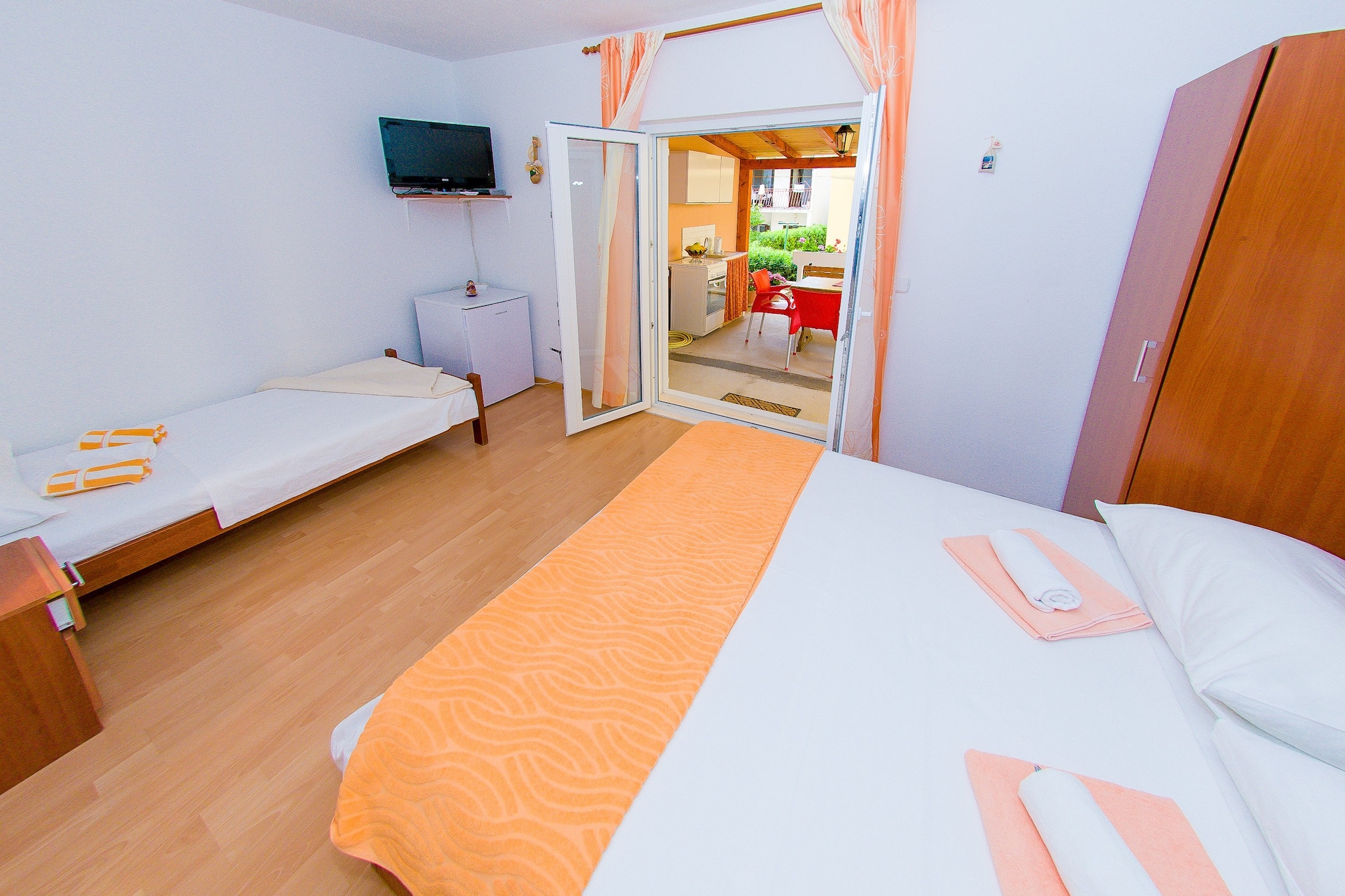 Apartments Anita-Triple room with terrace-Slaapkamer