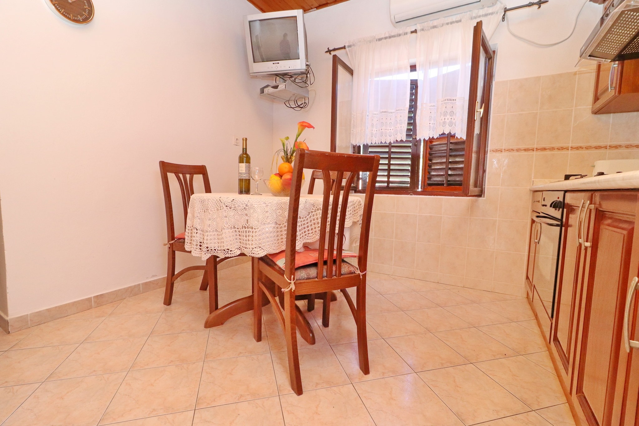 Apartments Peselj are located in small place Brna, Smokvica on the island of Korčula. Shared BBQ facilities are at guests disposal. 
Luggage storage before check in and after check out are available.
Free private parking is provided, reservation is not required.

This lovely studio apartment can comfortably accommodate up to three people.
It features free Wi-Fi, SAT TV and air condition. Kitchen is well equipped and comes with dining area. Private bathroom offers shower.
Furnished balcony with sea view is at guests disposal.

Due to the properties excellent location everything you may need for a pleasant stay can be reached in approx 100 m range (restaurants, cafe bars, beach). The grocery store is 50 m away from the property.
Closest bus station is 4 km away form the property.

Ferry port Vela Luka is 21 km away and an airport is 160 km away