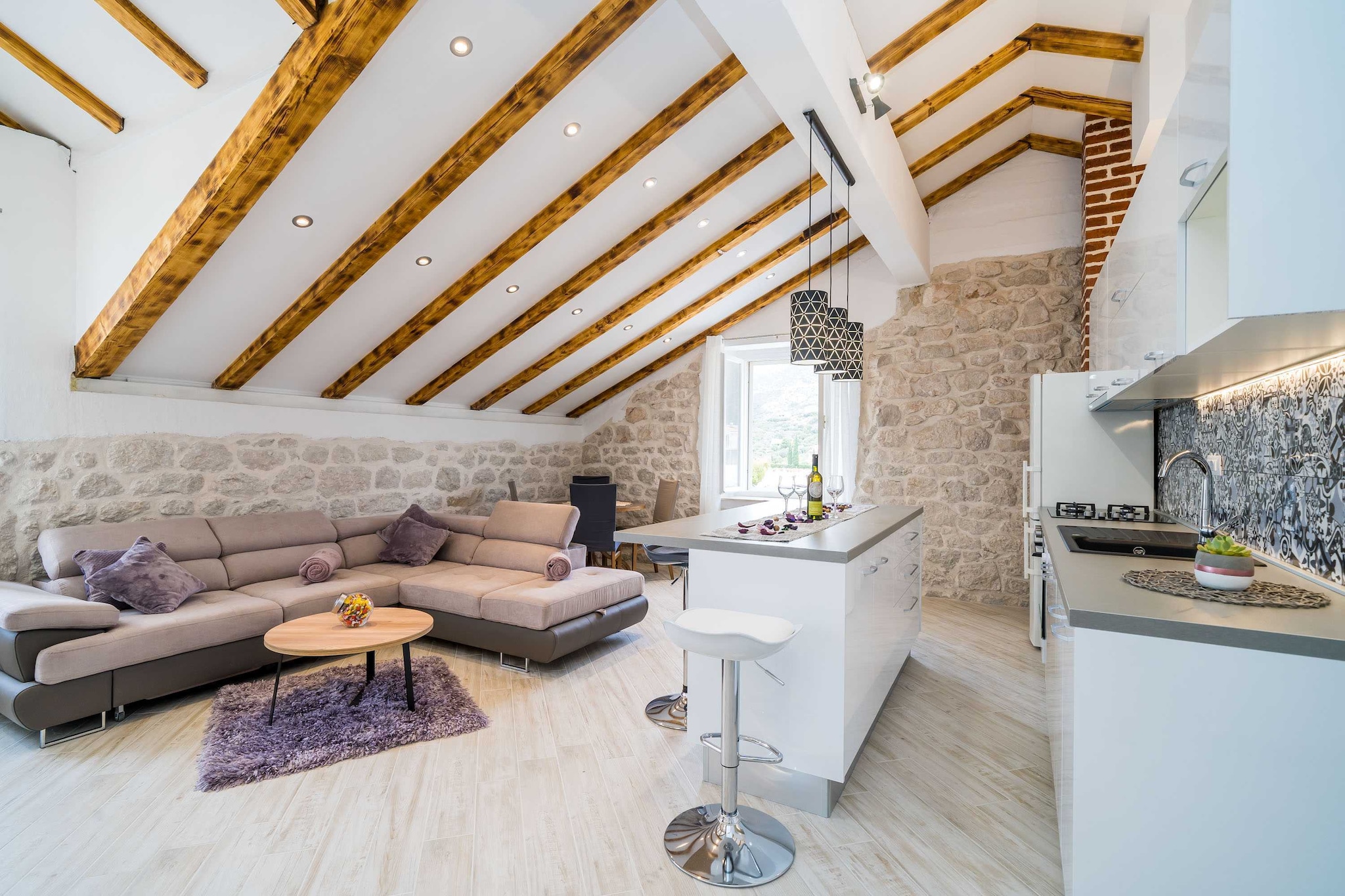 Villa Ro-Ma - Three Bedroom Villa with Terrace and Sea View