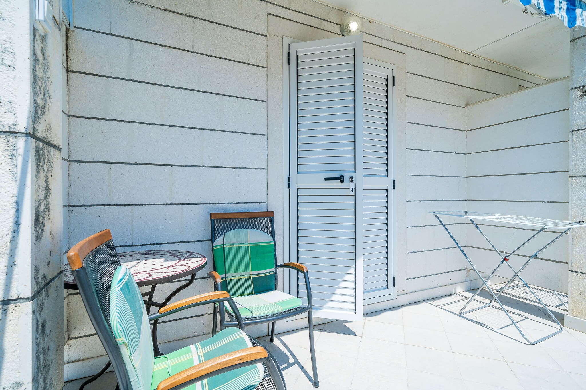 Villa Marija Adriatic is located in Srebreno, a small, idyllic fishing settlement located halfway between Dubrovnik and Cavtat.
Luggage storage before check in and after check out are available, so that you can explore the area a bit more before departure.
Free private parking is available on site. The facility is under video surveillance.
This lovely twin bedroom can comfortably accommodate up to two persons.
It features free Wi-Fi, air condition and LCD Cable TV. Kitchenette is well equipped and comes with dining table and living room. Private bathroom includes shower and hair dryer.
Furnished terrace is at guests disposal. Common BBQ facilities are available.
Although rather close to Dubrovnik (approximately 10 km distance), Srebreno is far enough to provide the kind of intimate isolation from crowd. It is well connected with Dubrovnik through regular bus and boat lines. Port for Dubrovnik ferry transport is located 10 minutes walking from the property. Bus station can be reached within walking distance.
This property is located around 700 meters from the shopping center. The nearest bar can be reached within 300 meters.
Dubrovnik Airport is 12 km away.