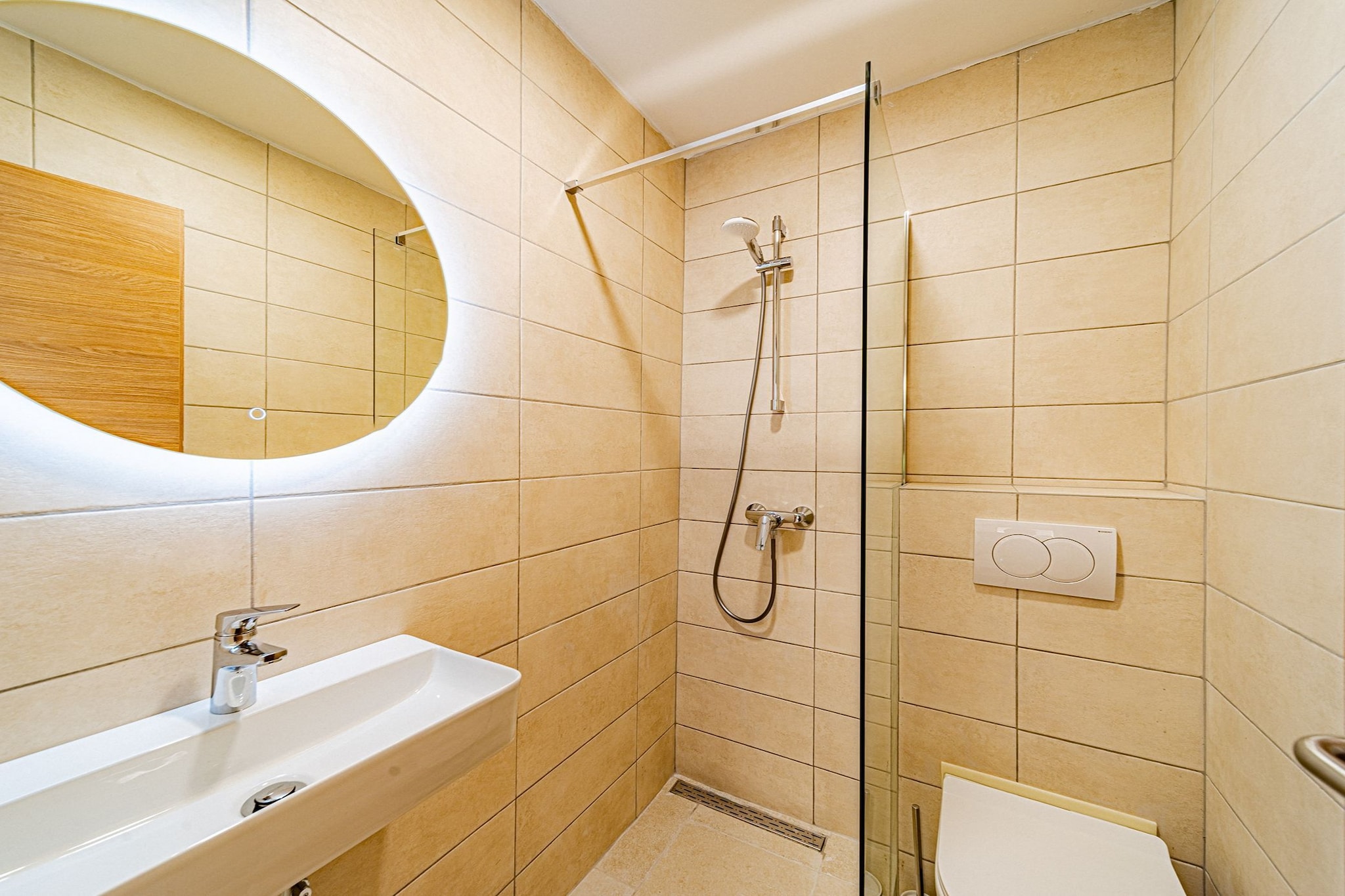 Holiday Home Island Gem - Five  Bedroom Apartment-Badezimmer