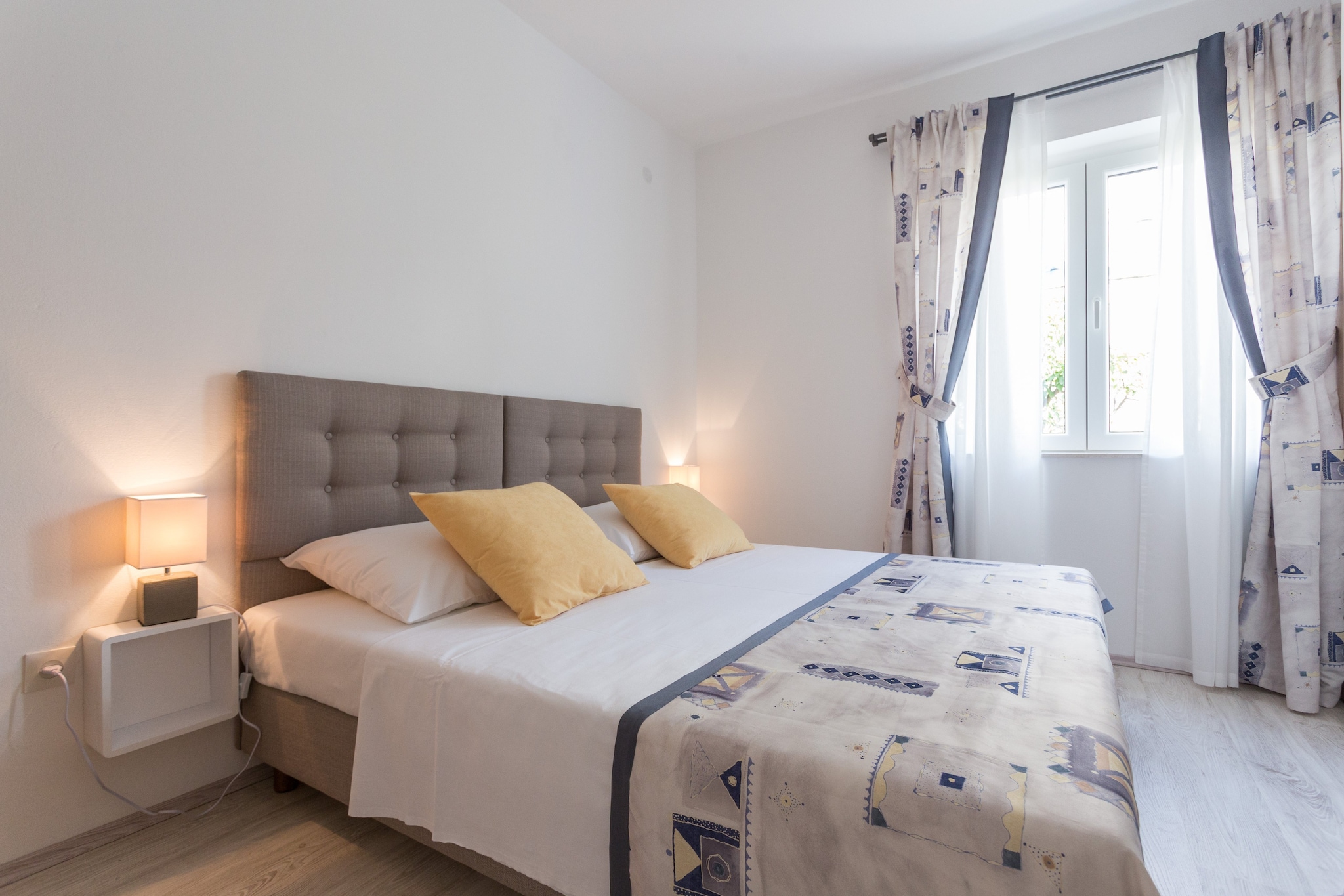 Holiday Home Oleander Sea View - Four Bedroom Holiday Home with Terrace and Sea View-Slaapkamer