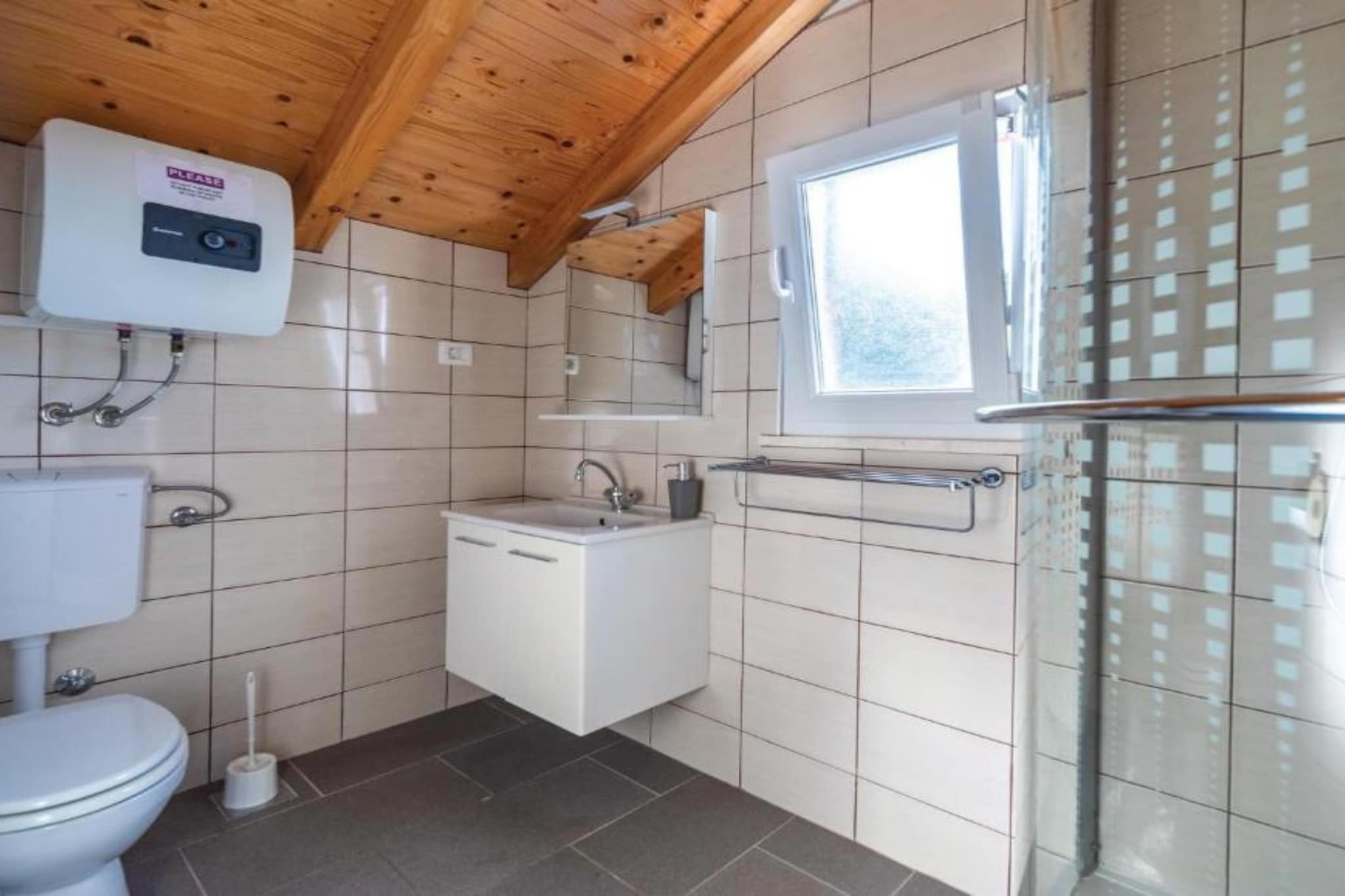 Villa Marko - Villa with swimming pool-Badkamer