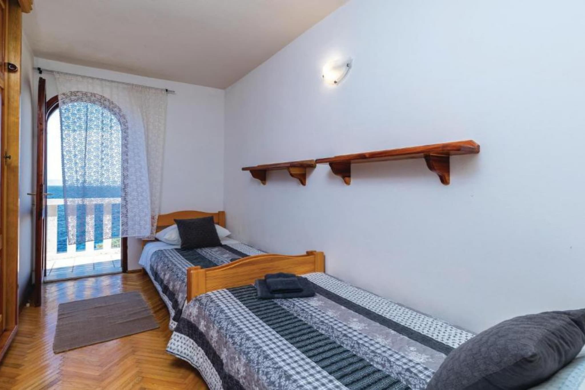 Villa Marko - Villa with swimming pool-Slaapkamer