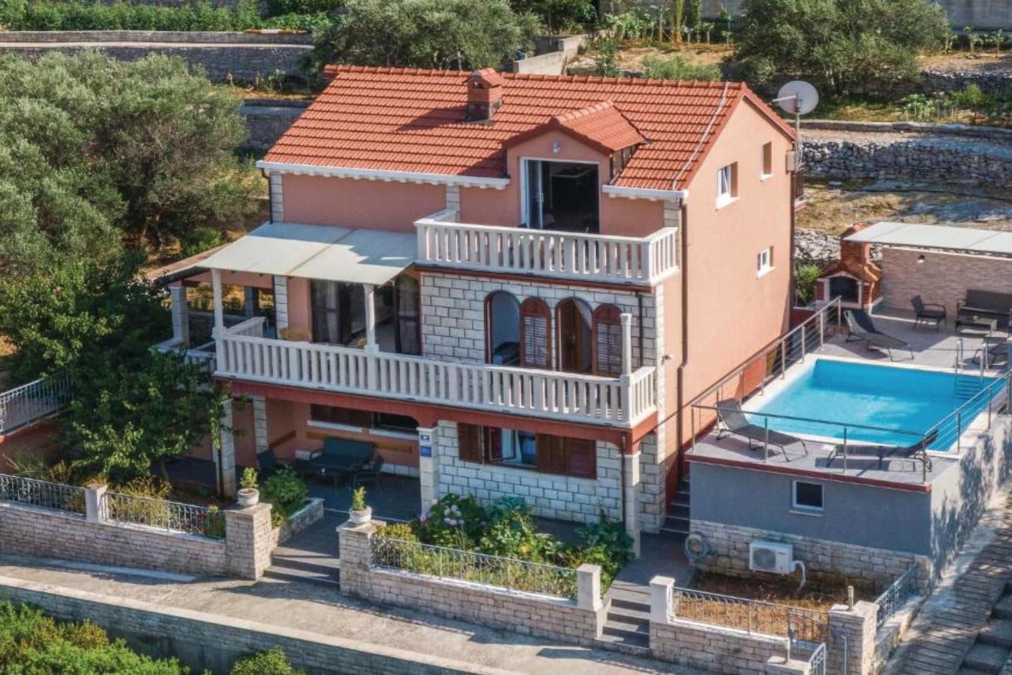 Villa Marko - Villa with swimming pool-Buitenlucht