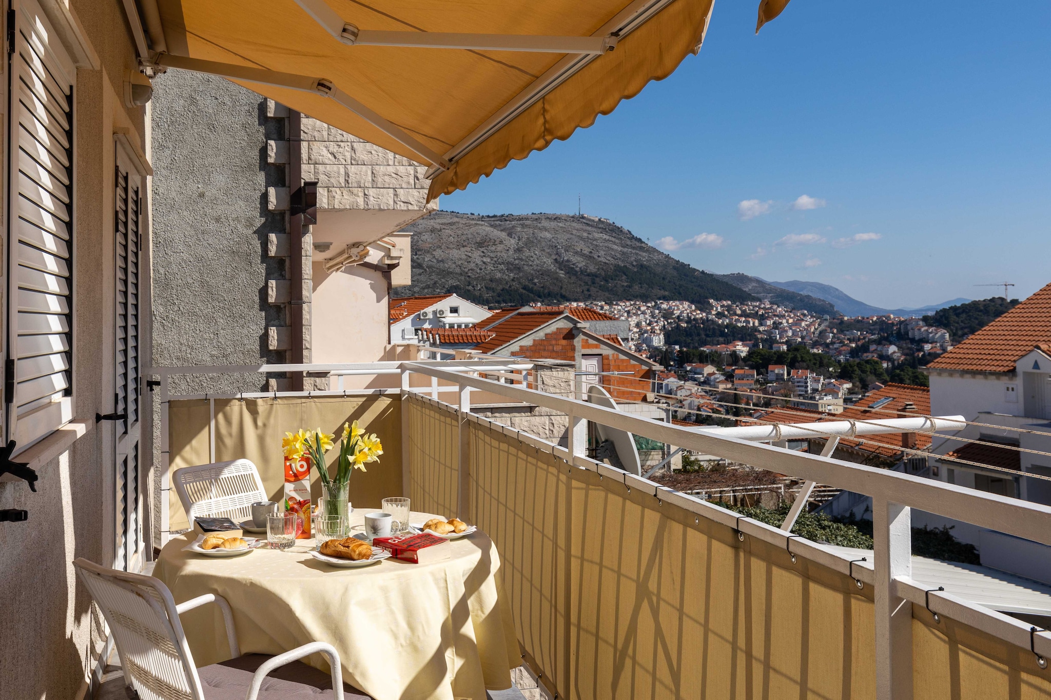Apartment KOKe - Two Bedroom Apartment with Balcony and partial Sea View-Terrace balcony