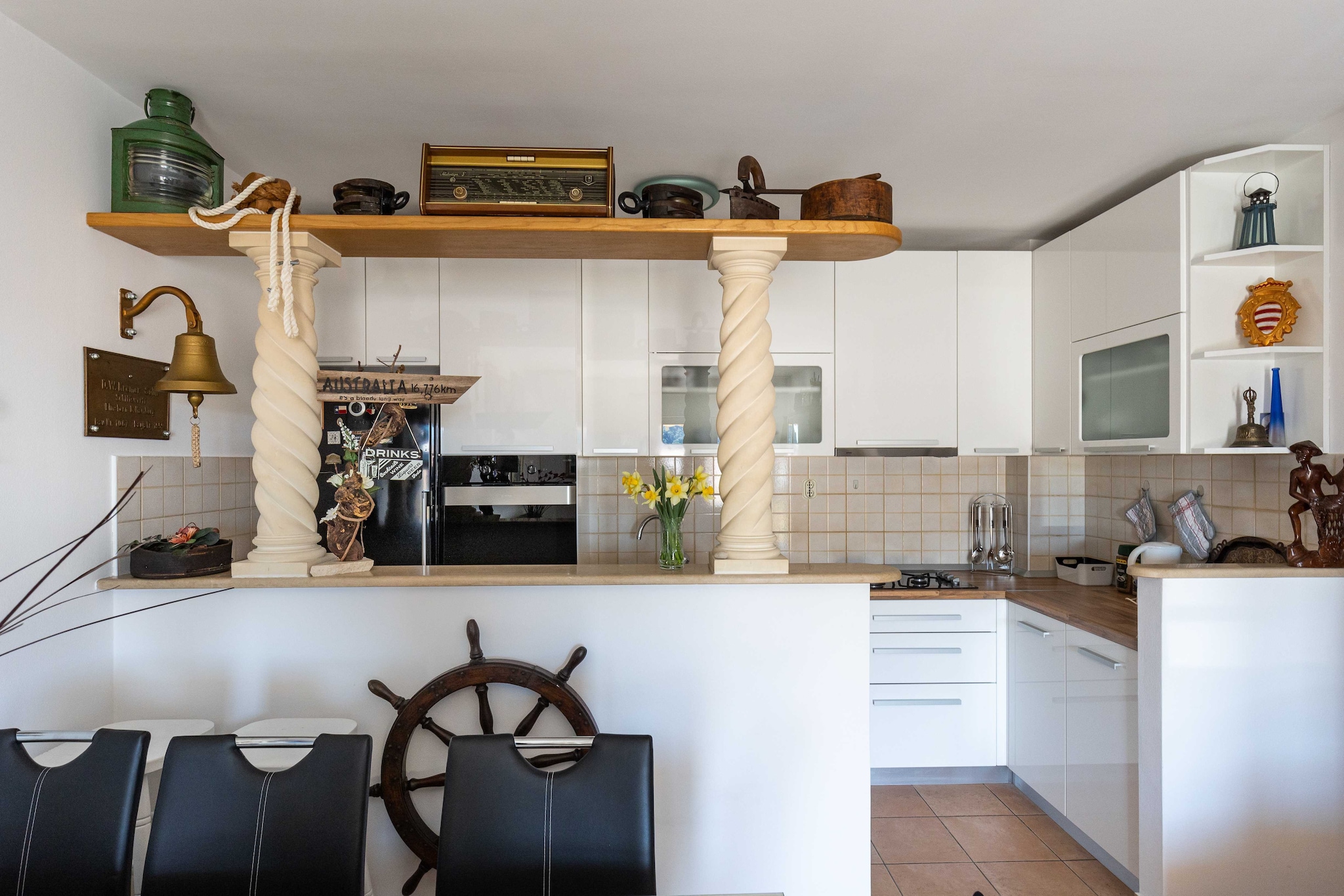 Apartment KOKe - Two Bedroom Apartment with Balcony and partial Sea View-Indoor