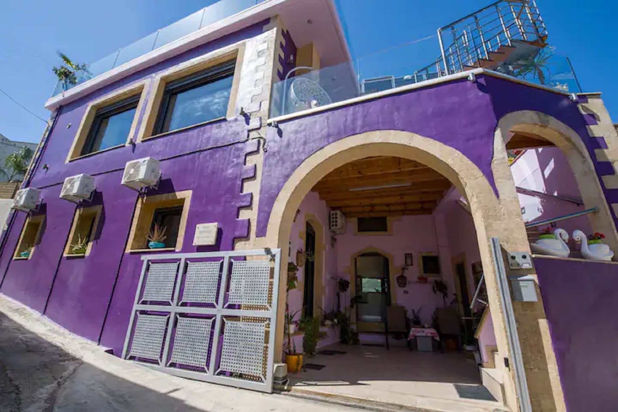 Studio in Crete with Balcony and BBQ