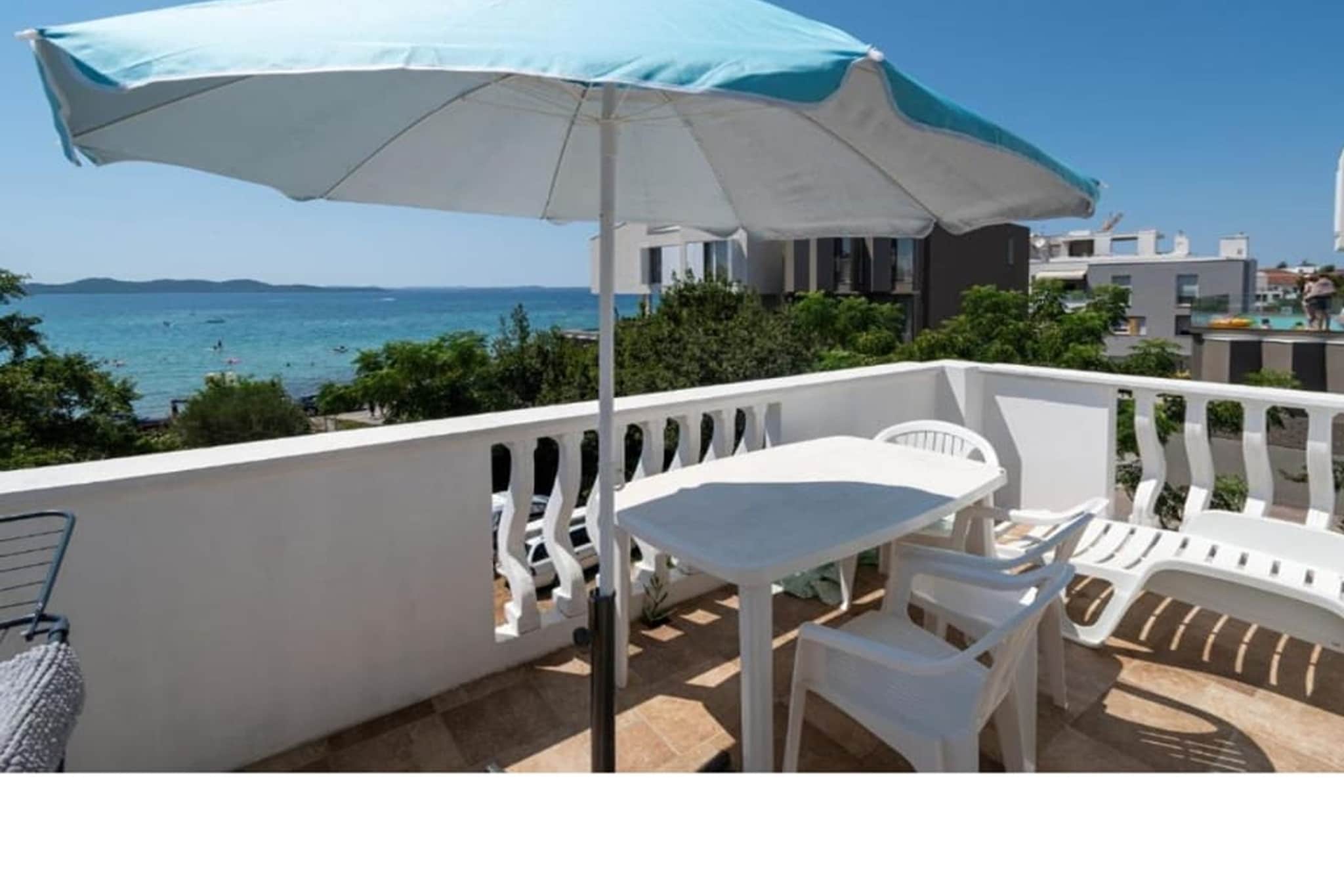 Apartments Melita - Superior Two Bedroom Apartment with Balcony and Sea View (A4)