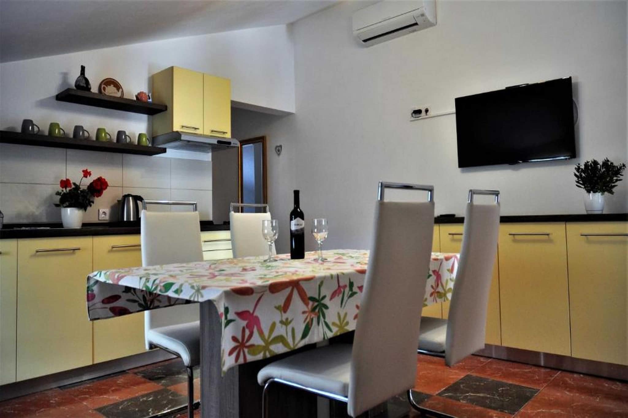 Apartments Belicka - Two Bedroom apartment with Shared Terrace - A1-Binnen
