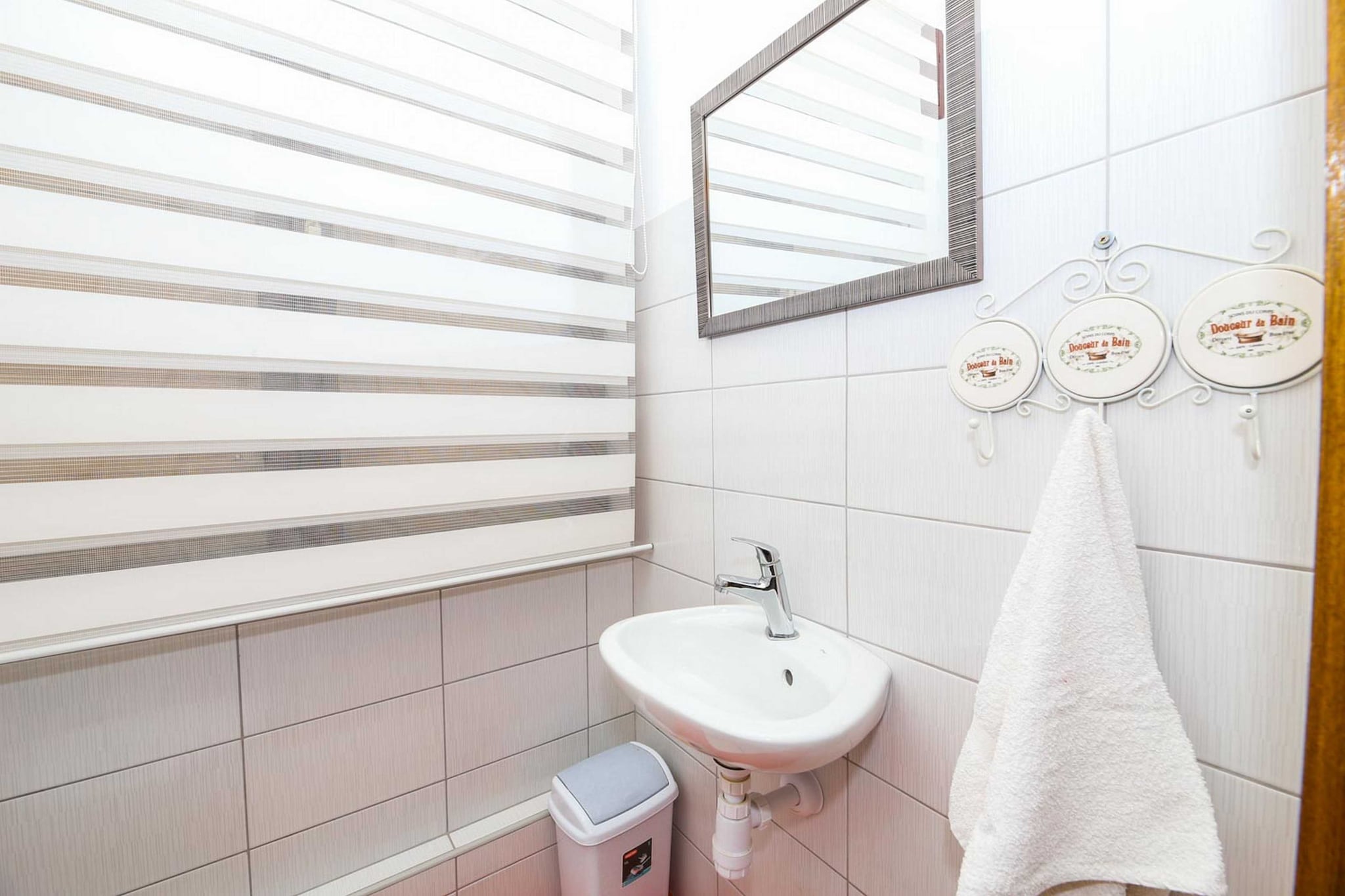 Apartment Kosor - Three Bedroom Apartment with Terrace and Sea view-Badkamer