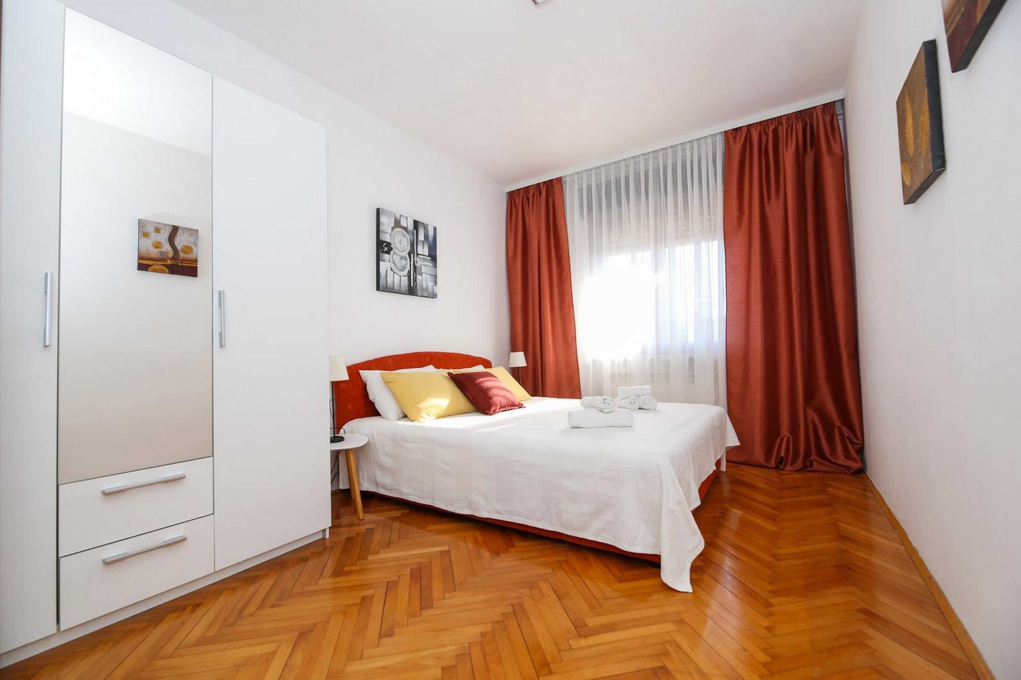 Apartment Kosor - Three Bedroom Apartment with Terrace and Sea view-Slaapkamer