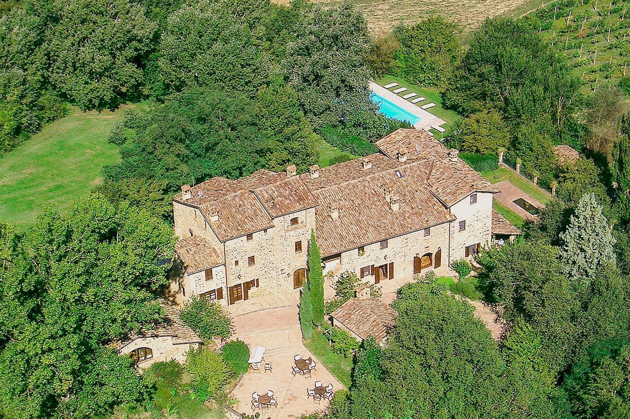 Charming House in Tuscany with Pool