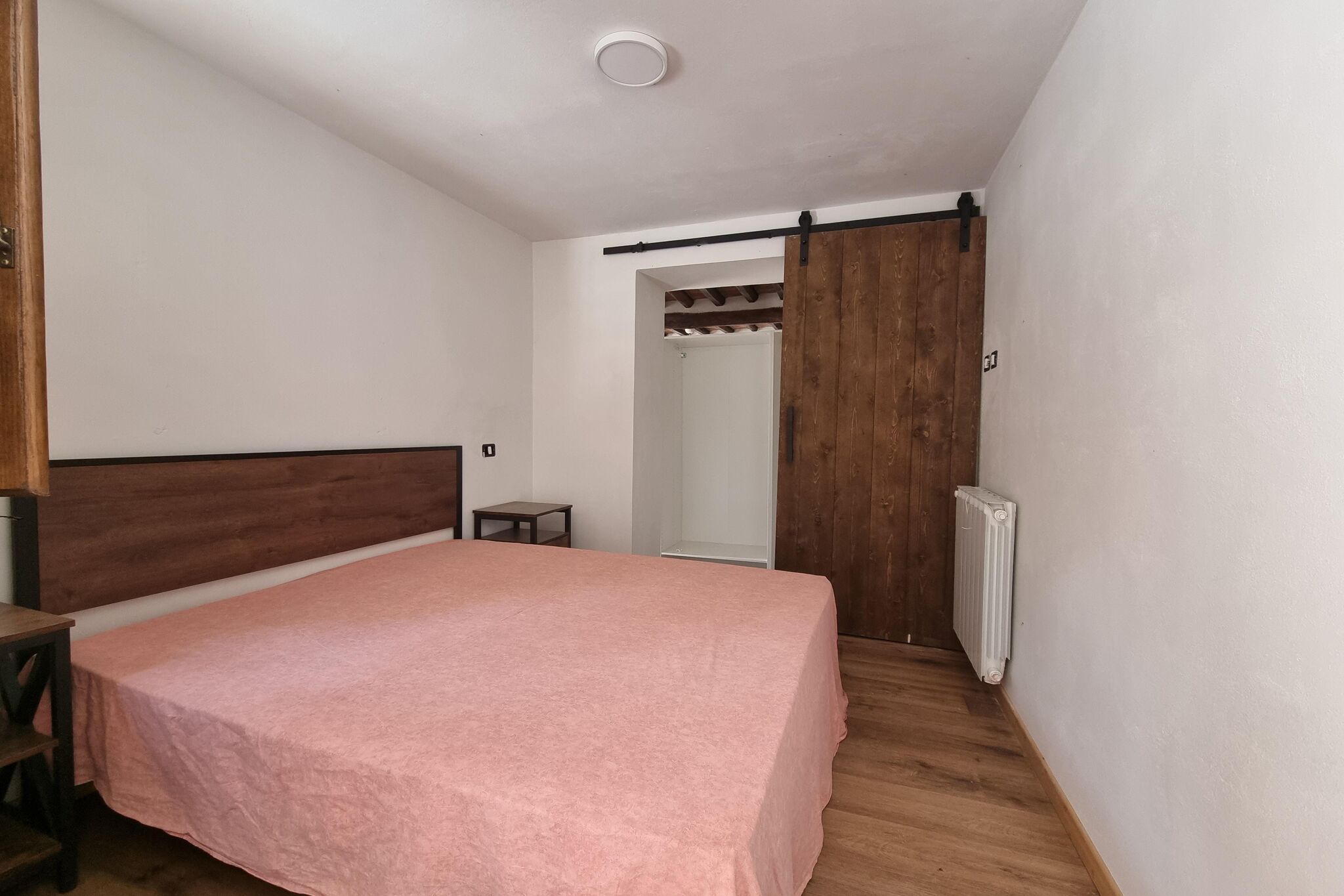 Sfeervol appartement in Pietrasanta met privétuin