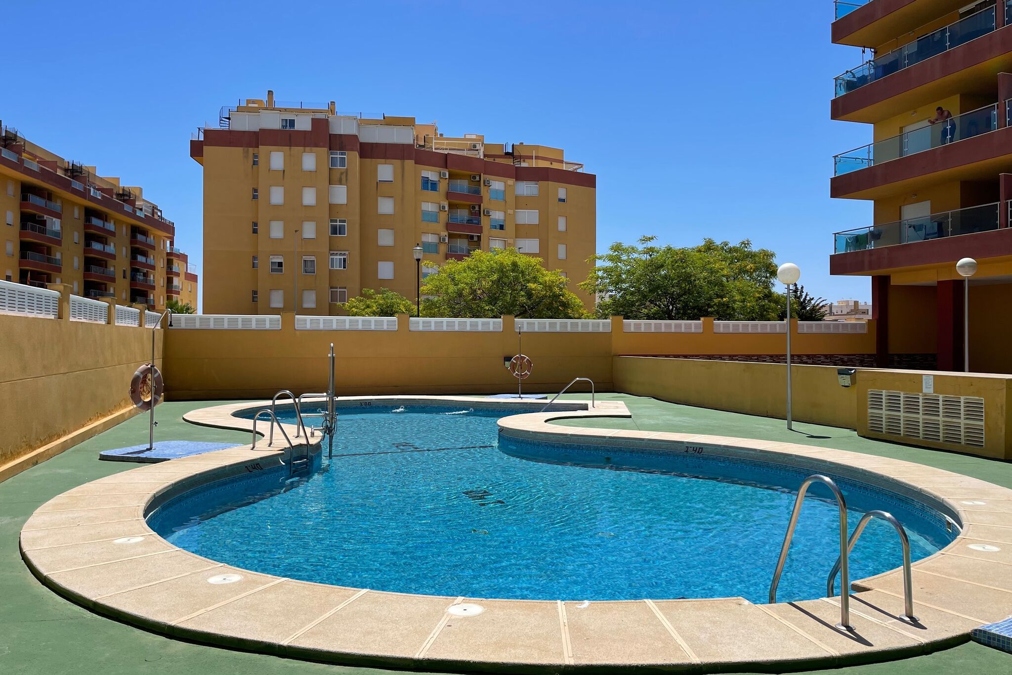 Magnifique appartement à Roquetas de Mar avec terrasse privée