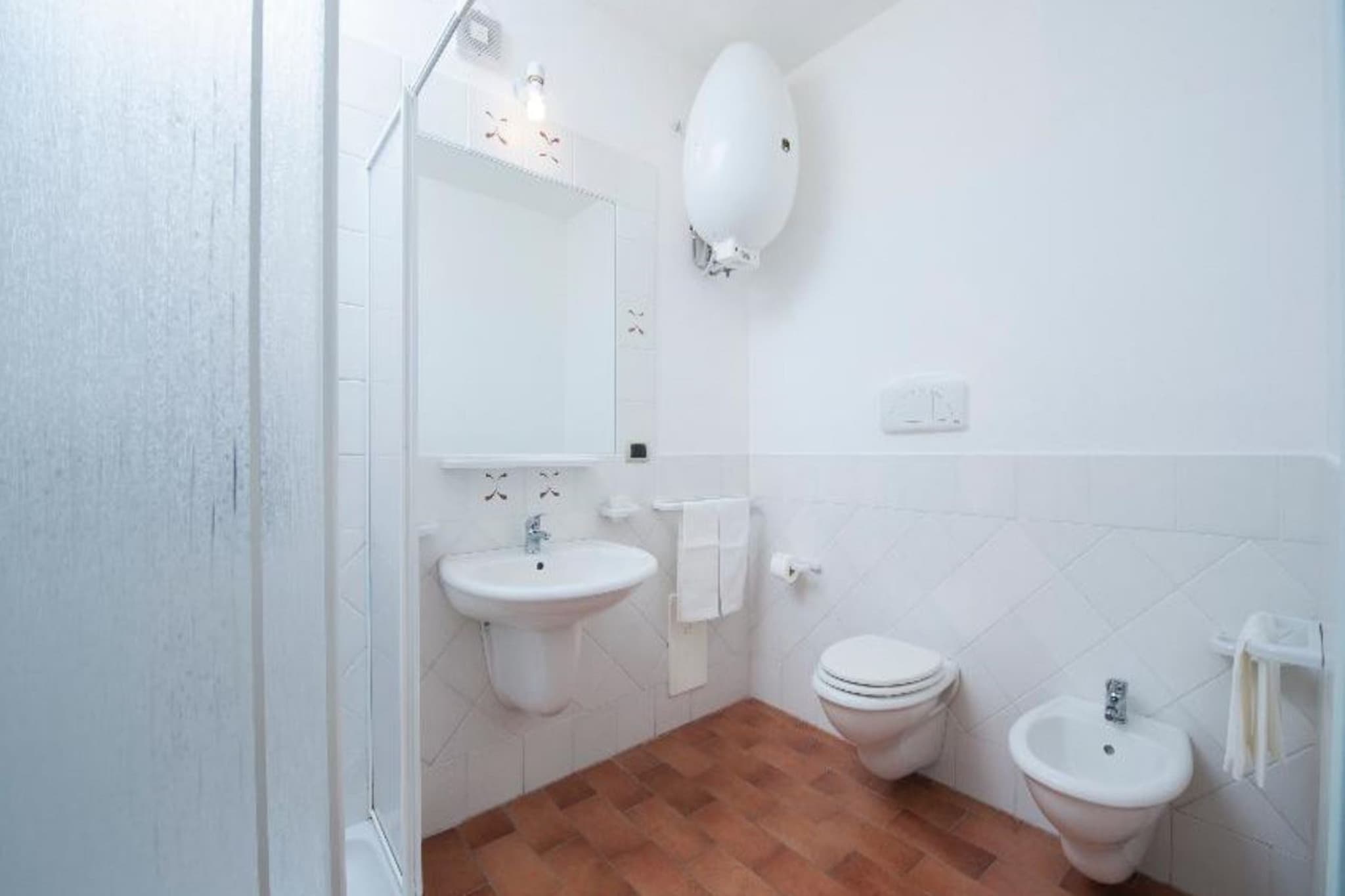 Bilocale x 6-Bathroom