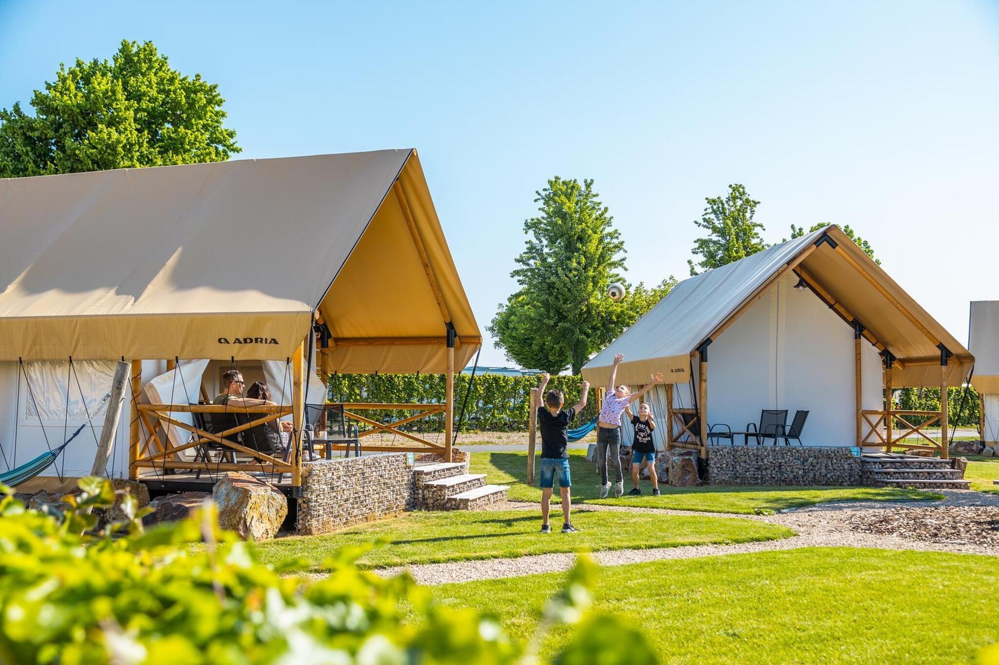 Glamping tent Luxury 42 - Buitenkant zomer