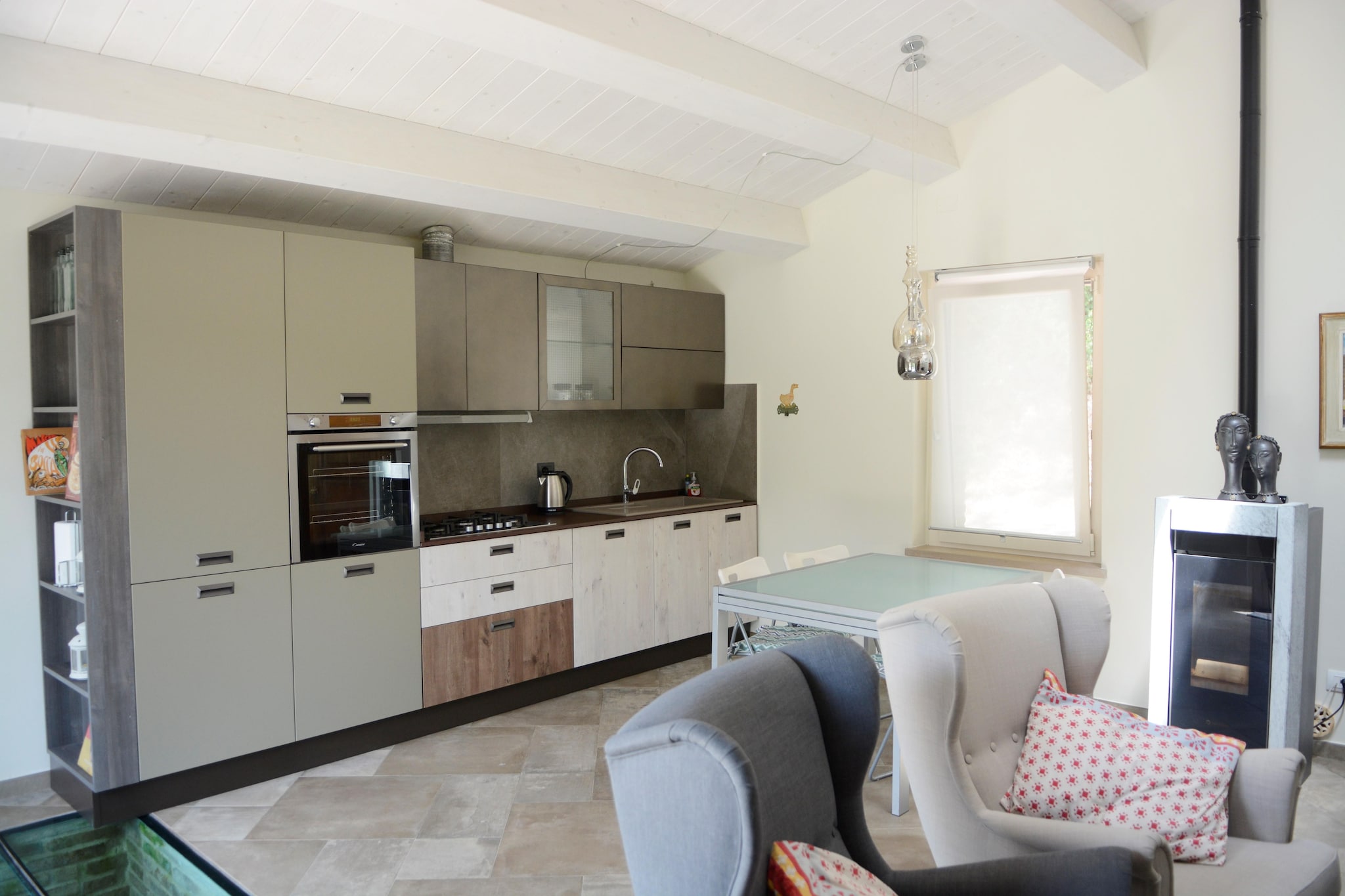 Quiet house located in the Marche hills 3 km from Mombaroccio, will be perfect for couples who want to spend moments of pure relaxation. The outdoor space of about 200 m well cared for and equipped with table and chairs will give you the opportunity to enjoy your dishes comfortably in the open air. 

The neighboring areas are home to historic villages and towns such as the city of Urbino (37 km) home to one of the oldest universities, also famous for majestic Palazzo Ducale, the former monastery of Santa Chiara, the church of San Domenico. The characteristic town of Fano (14 km) partly enclosed within the walls, houses ancient monuments from the Roman era, such as the main entrance door to the city called Arco D "Augusto, the Cathedral, the Malatesta Palace, seat of museums.  Visit the Gola del Furlo (35 km), the admirable Riviera del Conero (83 km) or the Frasassi Caves (66 km). 

The house on one level consists of a bright living room with kitchen, a double bedroom and a bathroom. 


About Belvilla

When you stay in a Belvilla home, you can rest assured of a unique holiday home in ideal surroundings at an attractive price. The portfolio of accommodations consists of more than 40,000-holiday homes in 20 European countries. Interested in a weekend getaway, a summer or winter sports holiday or simply a short break? Do you prefer the coast, the countryside or the mountains? Whatever your preference, there is a Belvilla home to meet your needs, from a cosy gÃ®te for two to a castle big enough for the entire family, from an apartment in the heart of Rome to a cabin in the middle of nowhere, from a simple tree house to a luxury dream villa and from close to home to the other side of Europe.

A Belvilla home gives you the freedom to enjoy breakfast in your pyjamas or continue a good conversation into the morning hours without having to worry about the bar's closing time. Prepare gourmet meals with fresh local ingredients in your own kitchen and take advantage of having your own swimming pool to do as many cannonballs as you want! In other words, you can enjoy complete privacy in your home away from home.