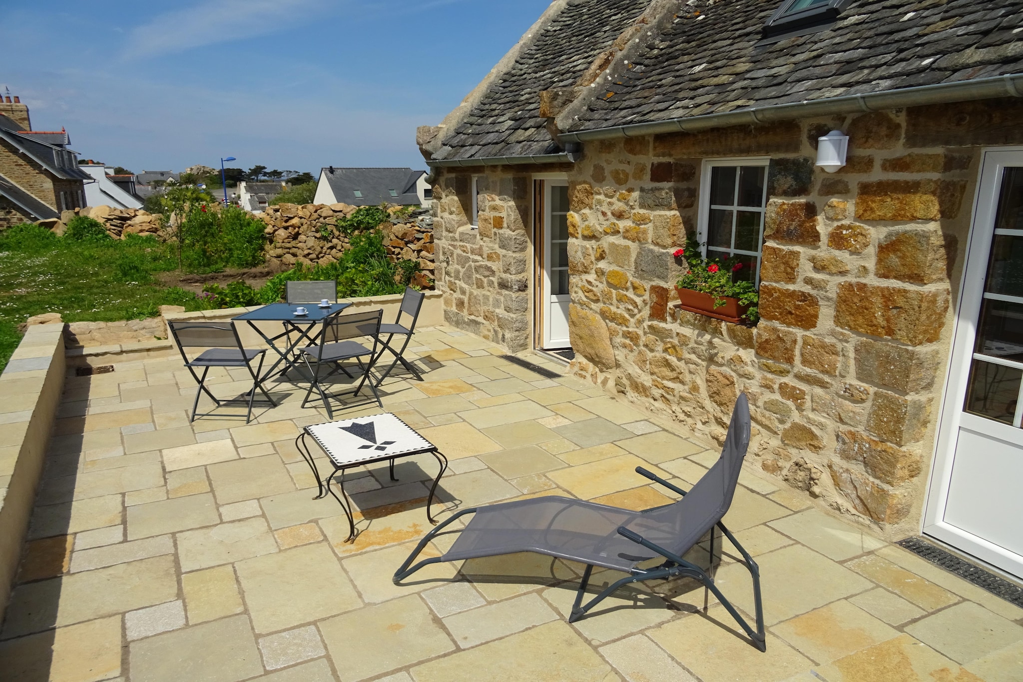 Holiday Home Plougasnou-Terrasbalkon