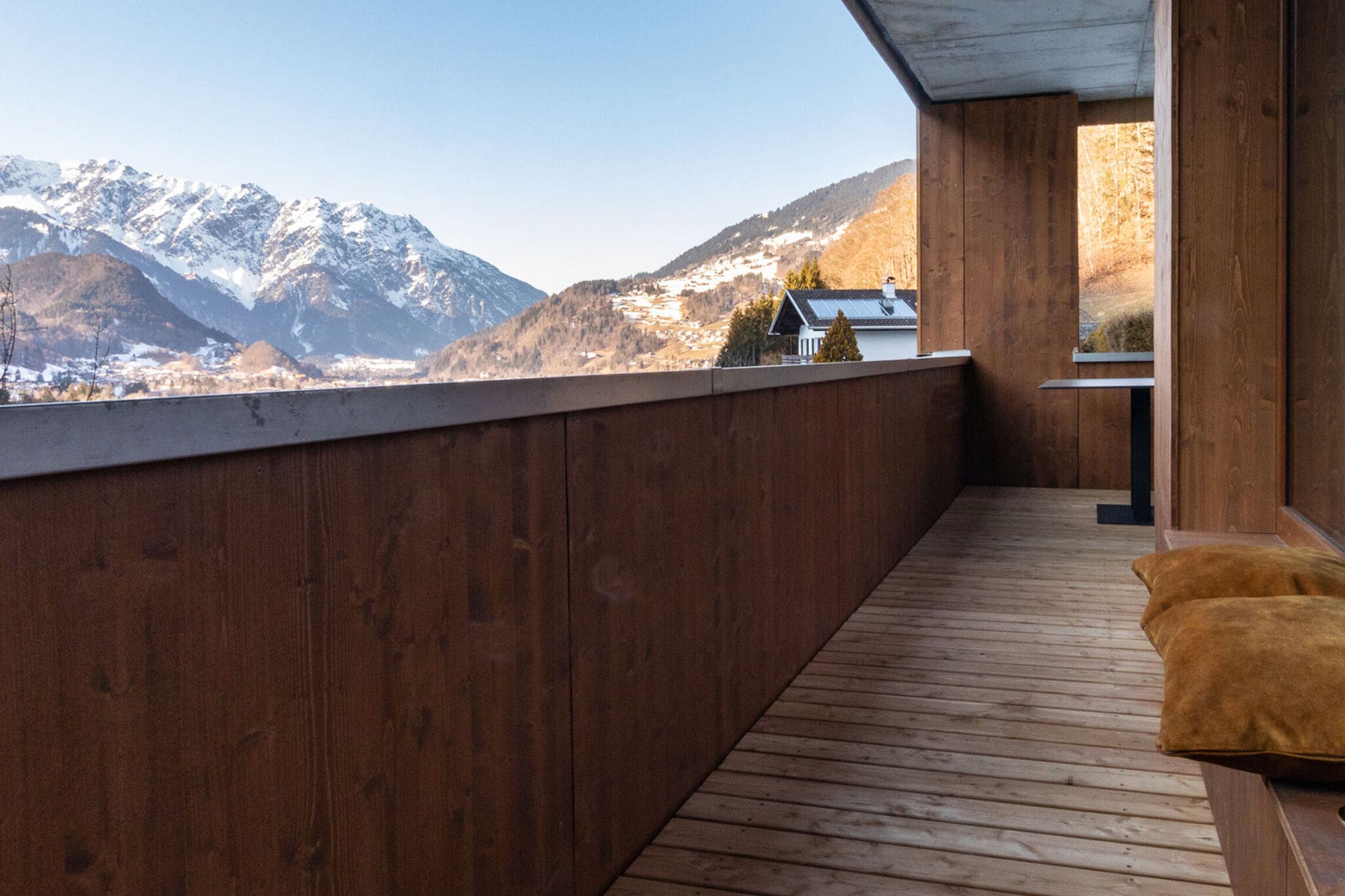 Appartement de standing avec sauna, domaine skiable à 600 m.