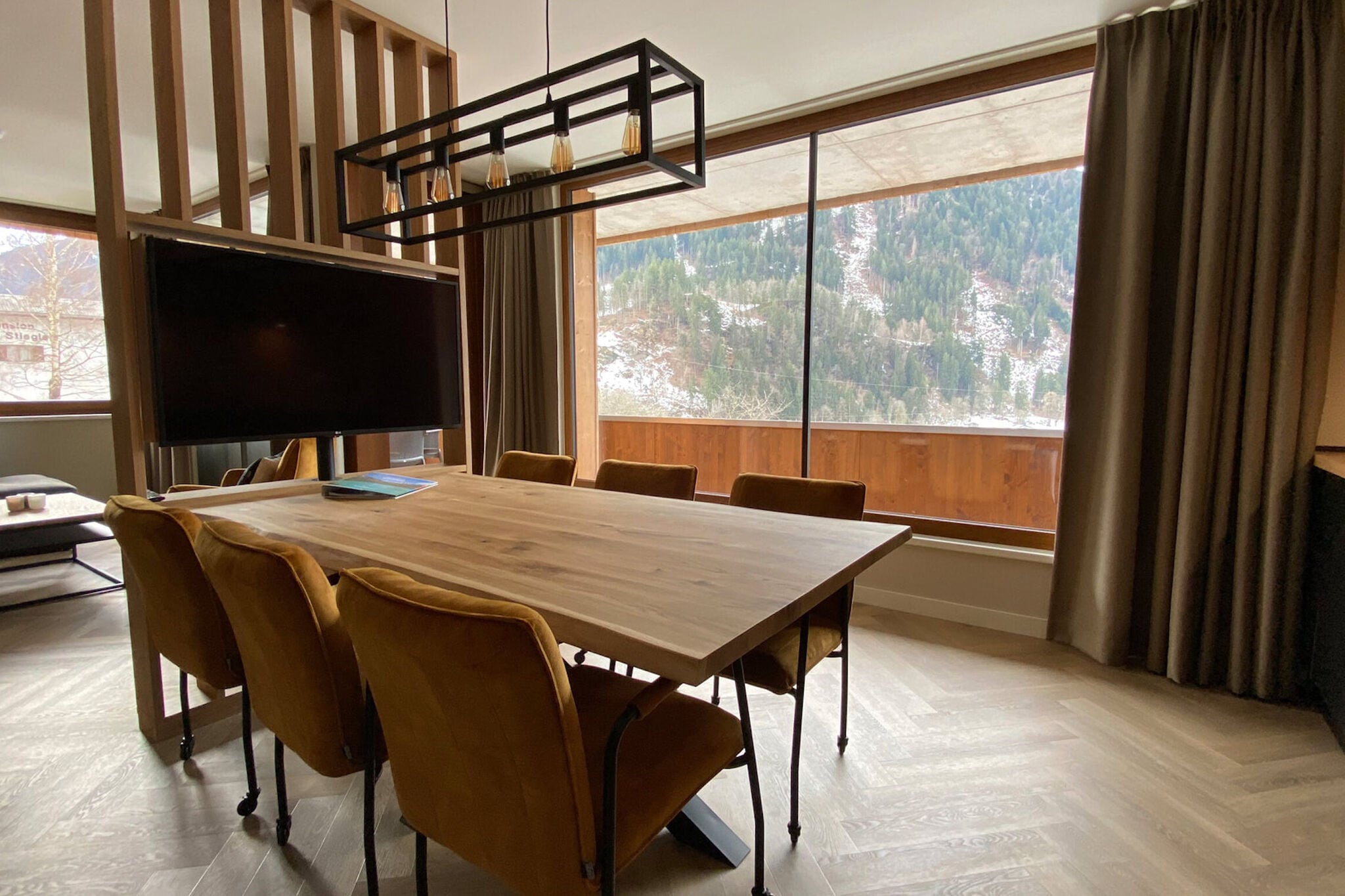 Luxury apartment with sauna, ski area at 600 m.