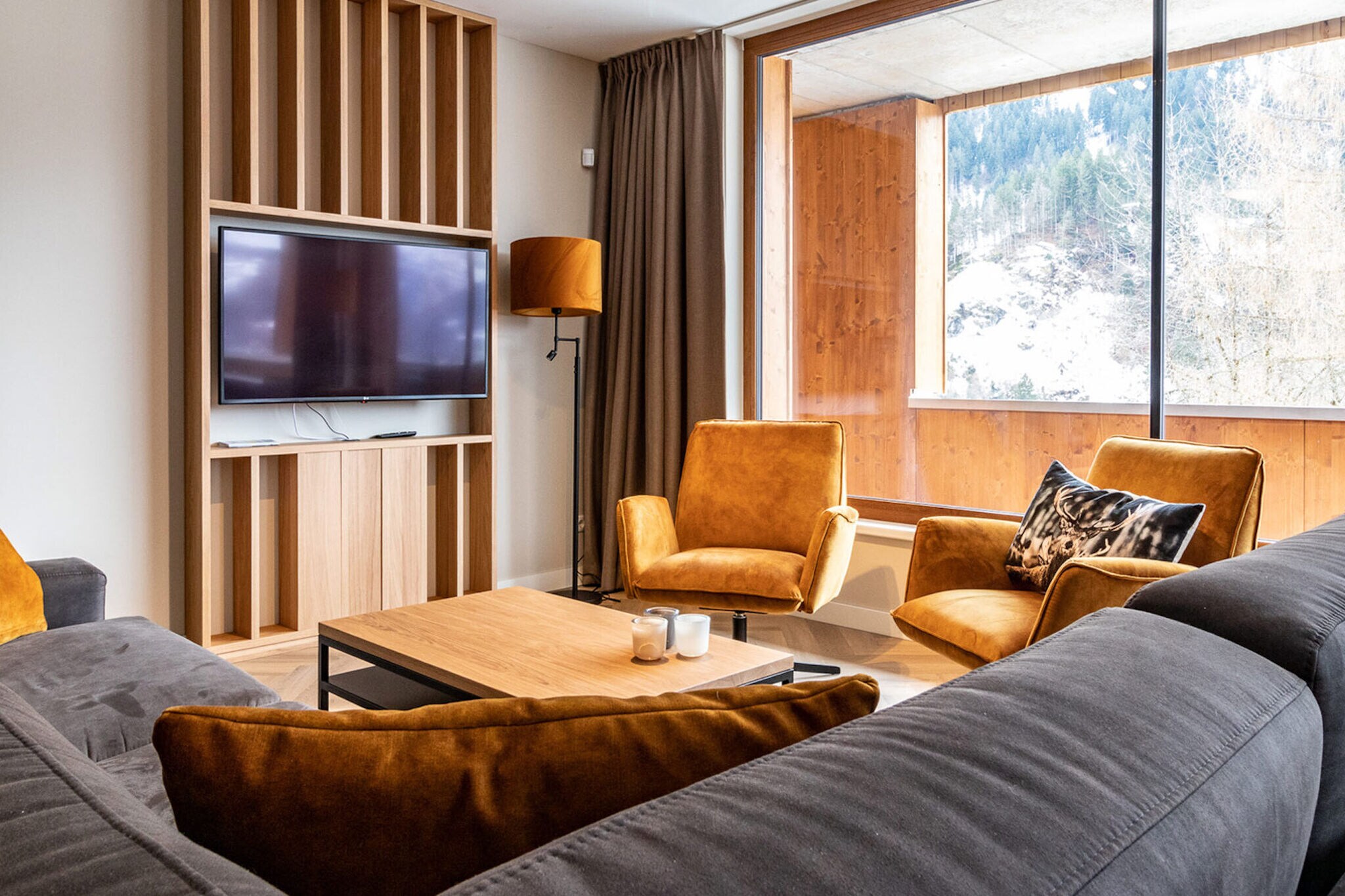 Stijlvol appartement met sauna, skilift op 600 m.