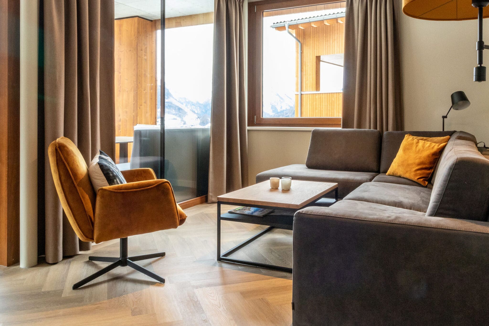 Appartement stylé avec sauna, domaine skiable à 600 m