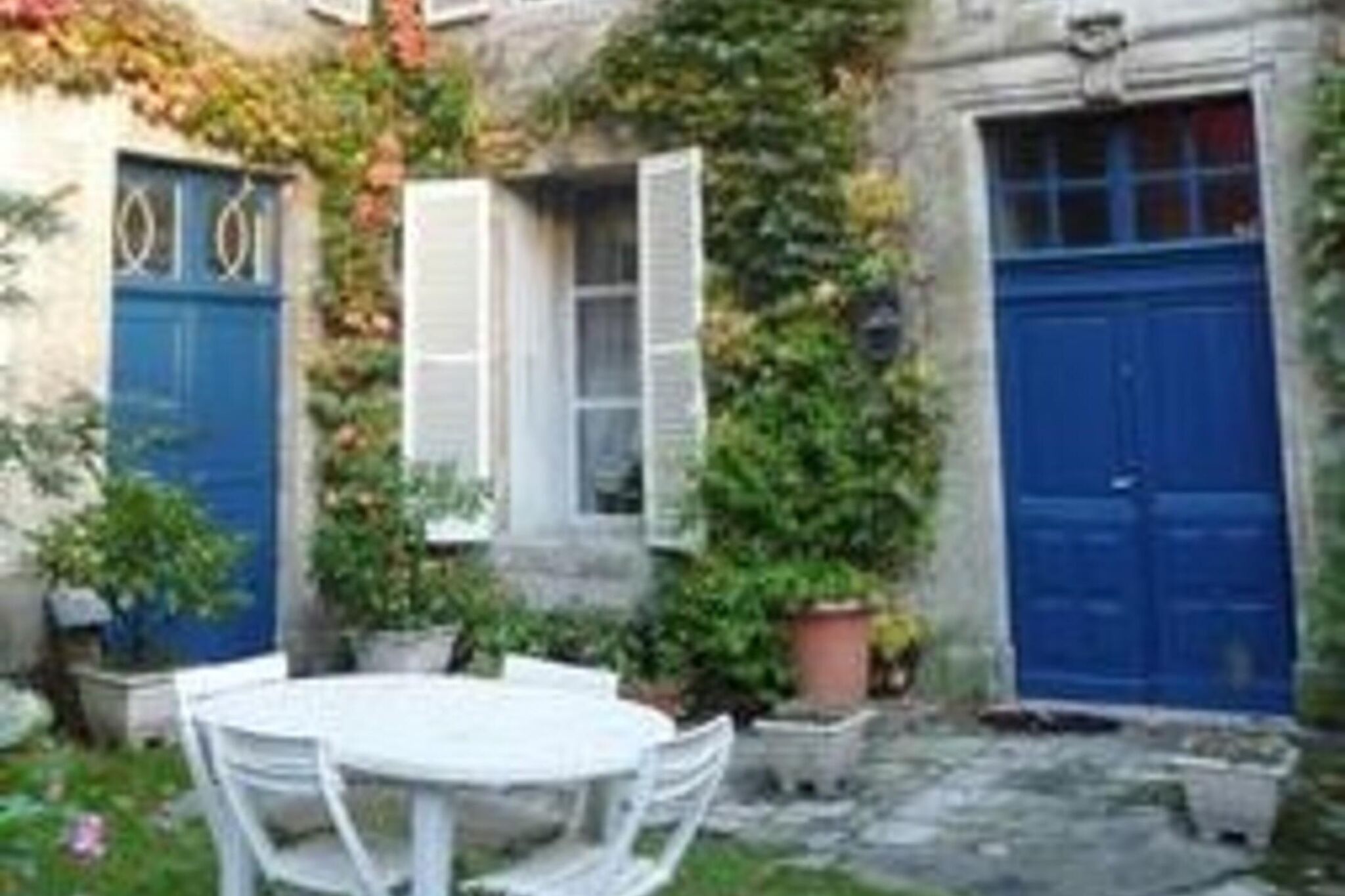 Pleasant apartment in Bayeux with garden