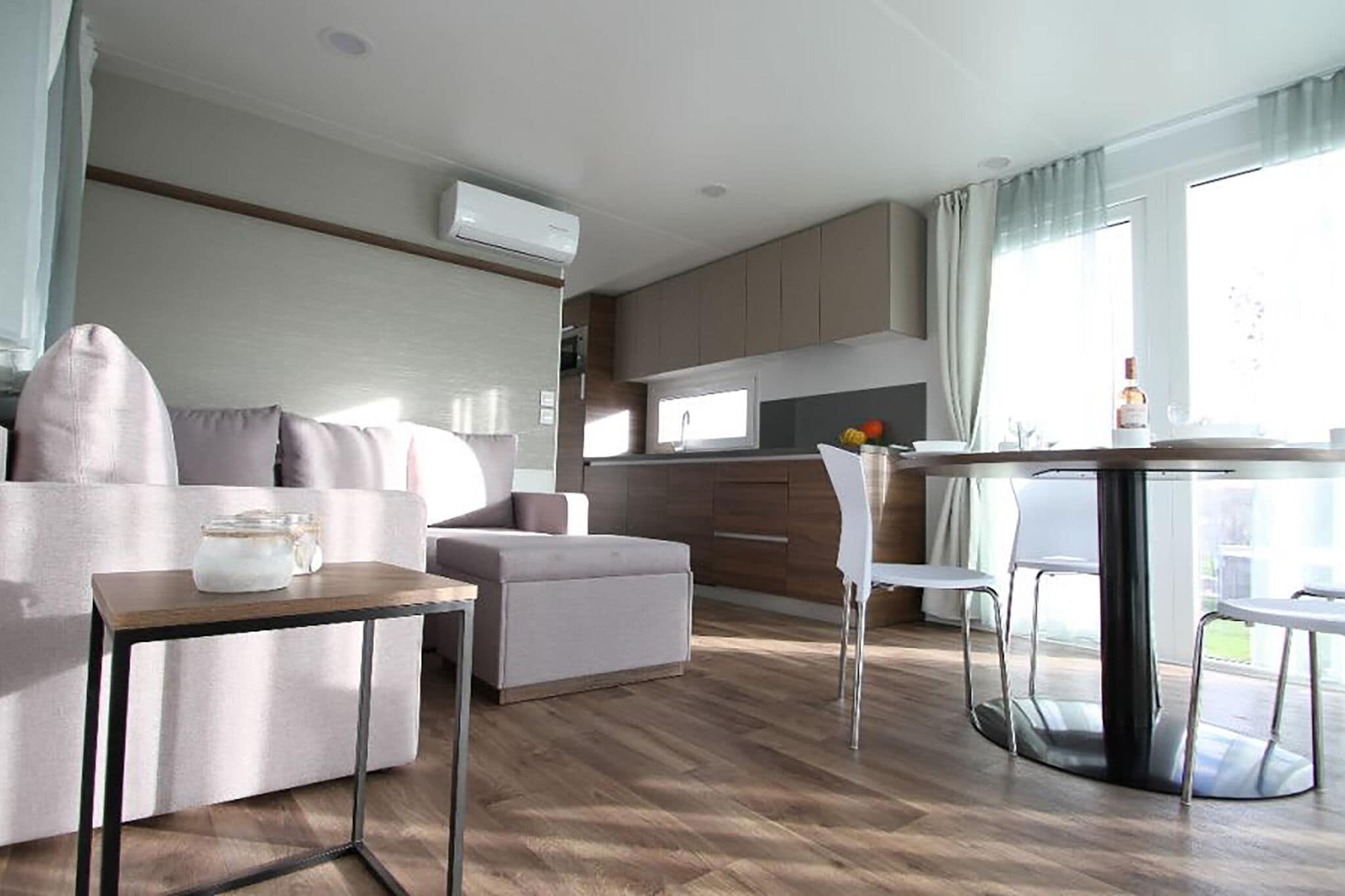 Comfortable air-conditioned chalet in Limburg