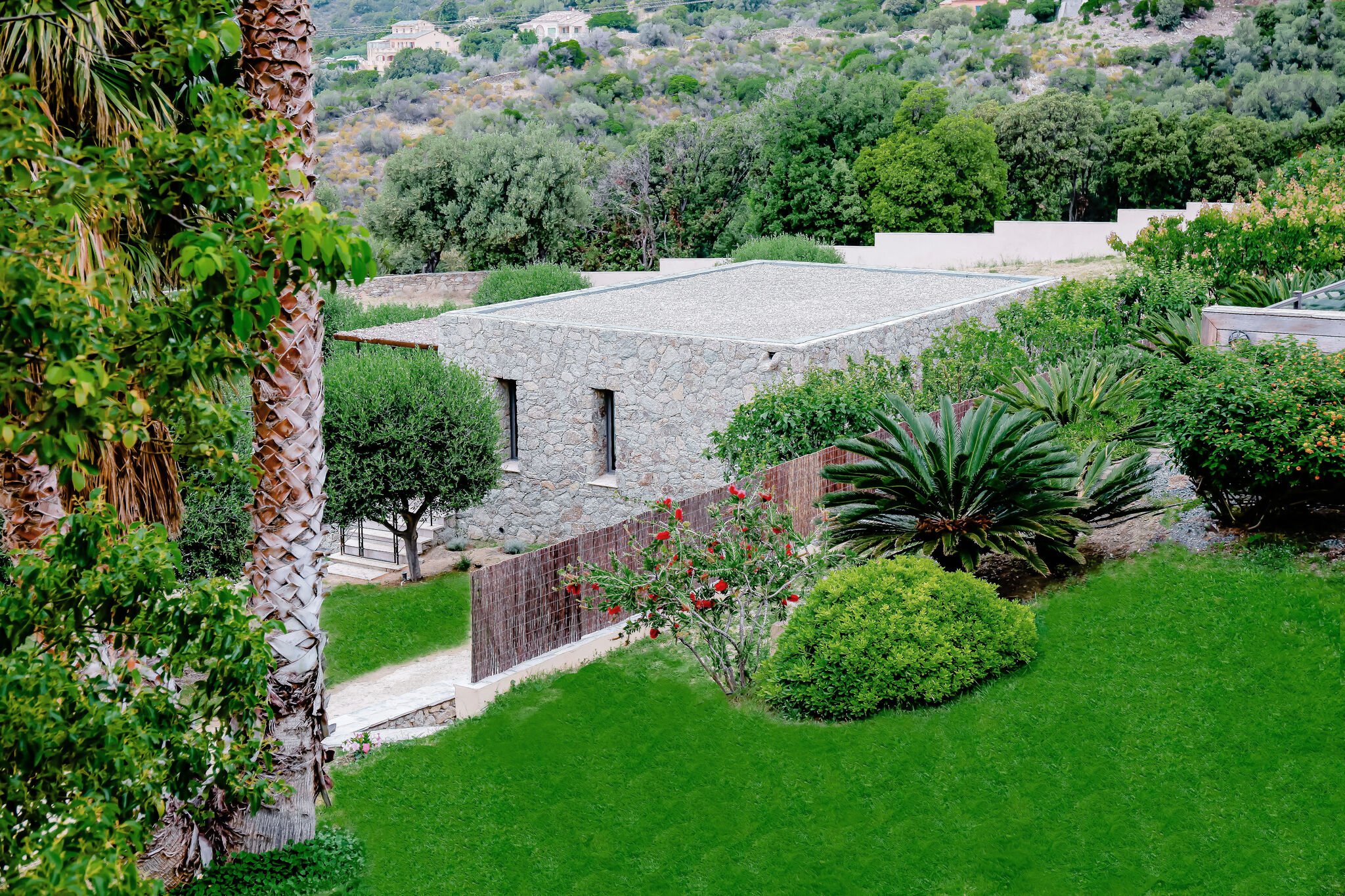 Moderne villa met privé zwembad op Corsica