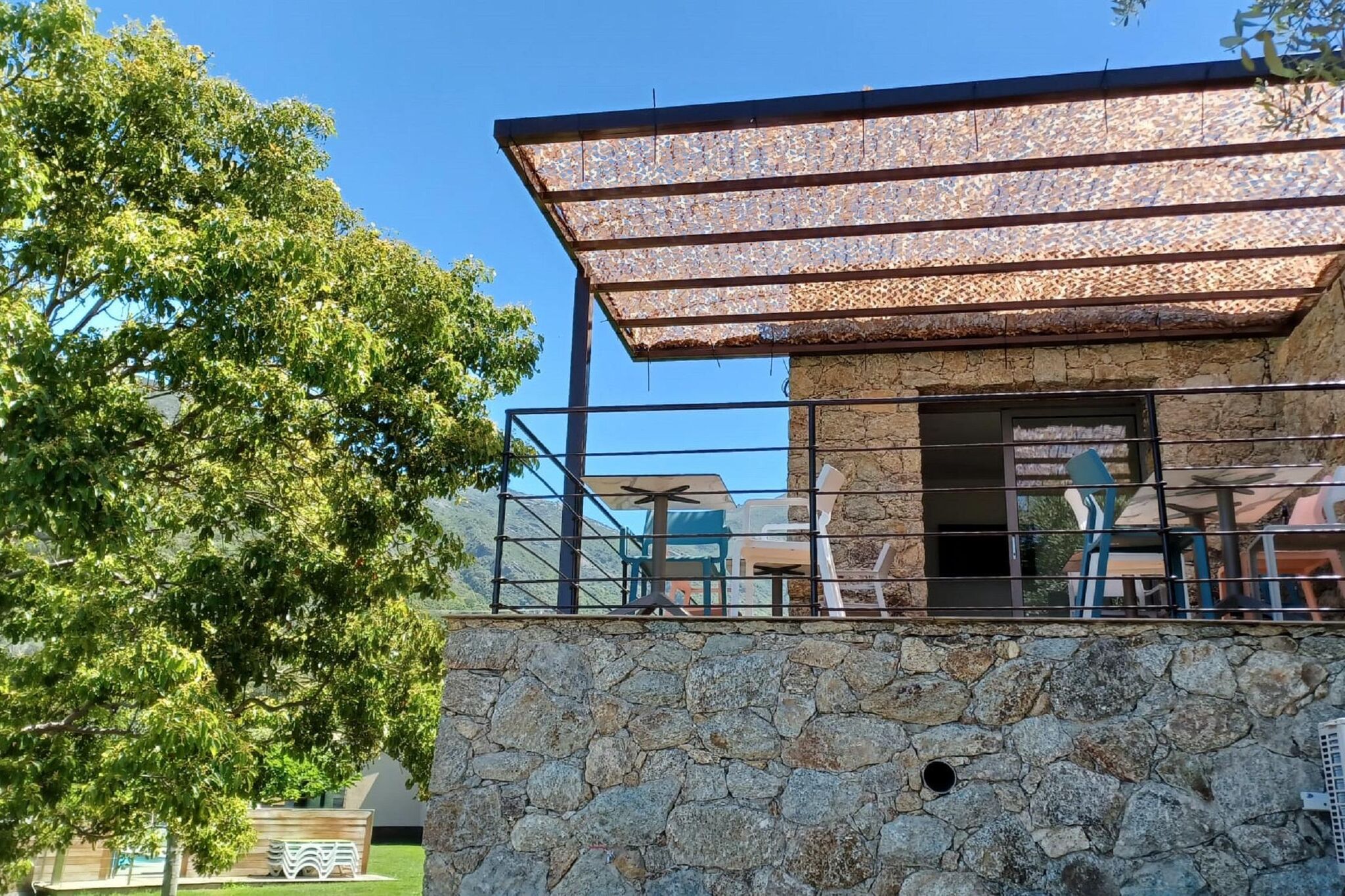 Moderne Villa mit eigenem Pool auf Korsika