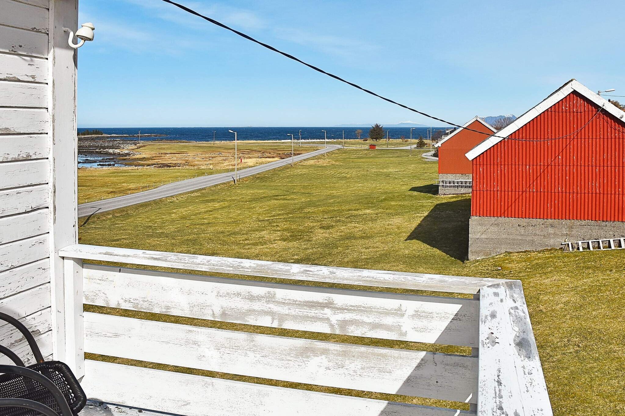 Internet Access DSL, open kitchen(cooker(electric), hood, coffee machine(filter), waffle iron, microwave, dishwasher, fridge, freezer(200-249L), tumble dryer, washing machine, high chair), Living/bed room(55 m2)(TV(norvegian TV channels ), radio, stereo unit, chromecast), bedroom(2x single bed), bedroom(2x single bed), bedroom(single bed, double bed), bedroom(single bed, double bed), bathroom(floor heating)(bathtub or shower, washbasin, toilet), heating(electric), terrace(13 m2)(football goal), terrace(15 m2), garden furniture, BBQ, parking