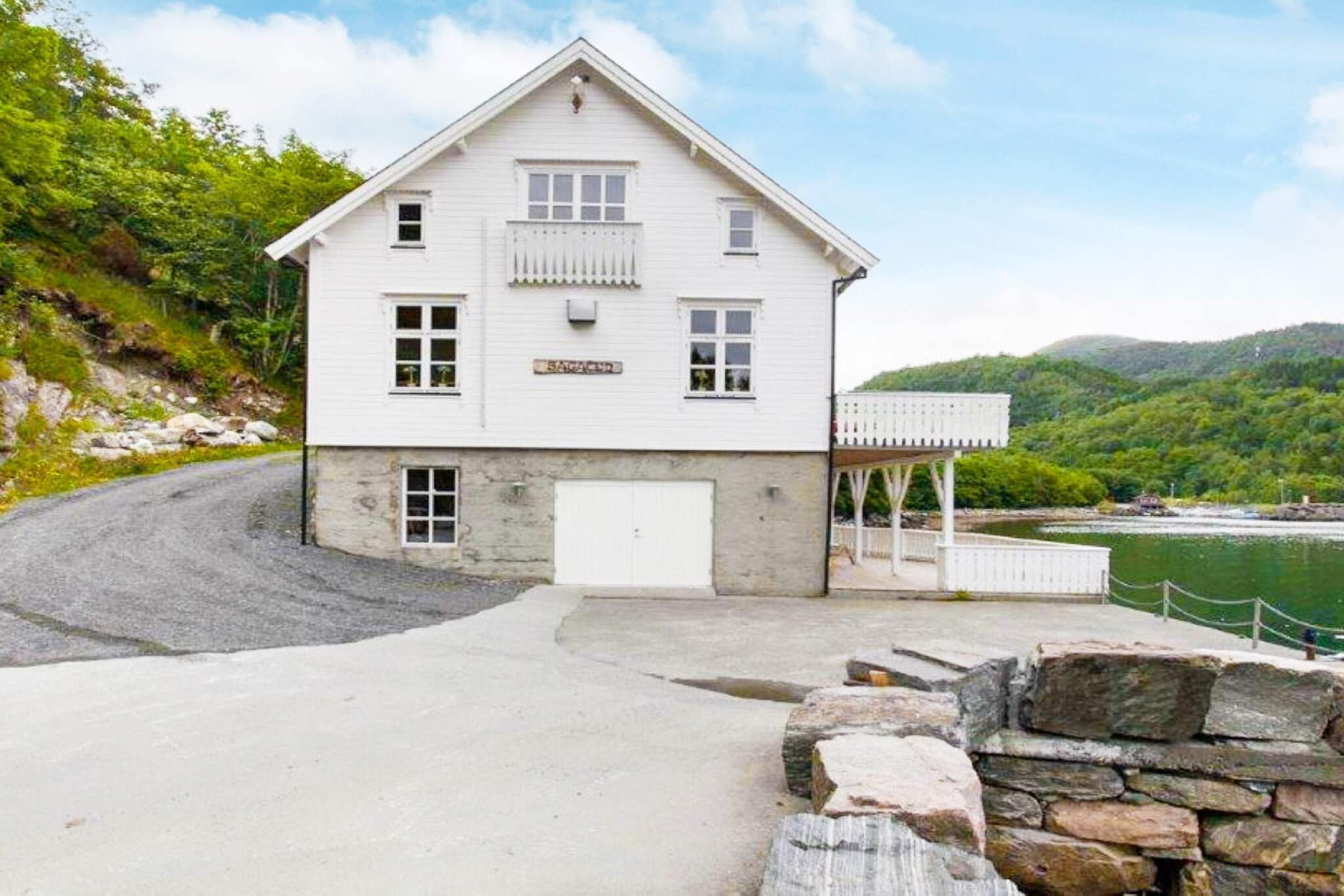 8 Personen Ferienhaus in Ørskog-By Traum