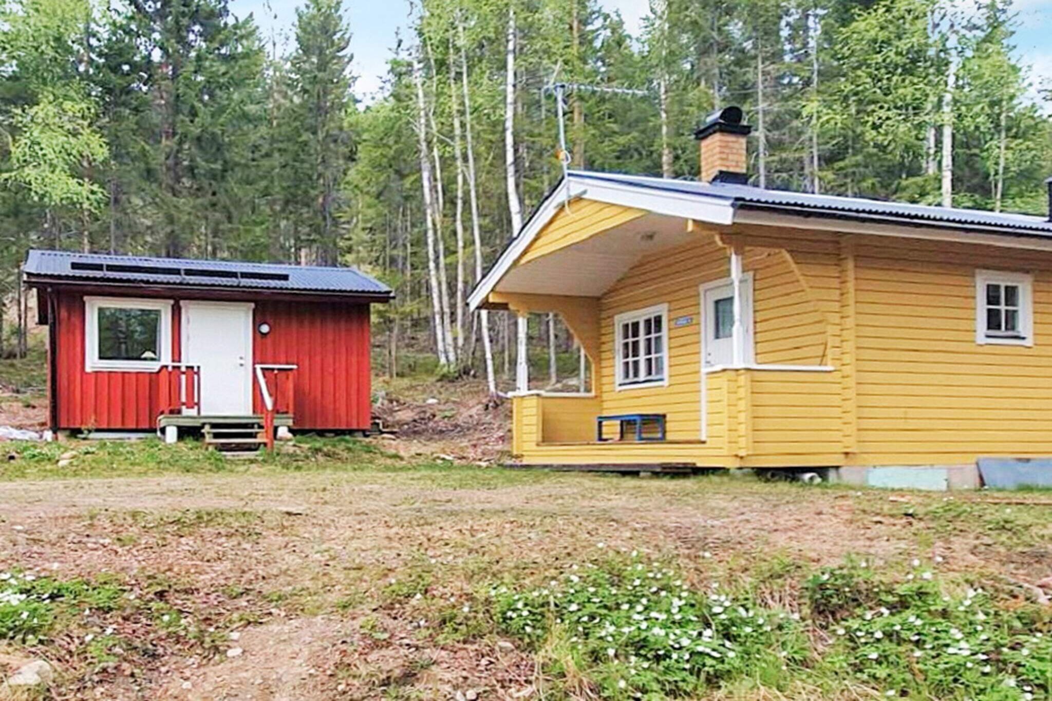 Welcome to a stay in this nice cottage with its annex in HovfjÃ¤llet, which belongs to Torsby municipality. The yellow cottage has a terrace where you can sit outside and enjoy the morning breakfast or grill the evening dinner. The cottage with one floor consists of a welcoming bright hall, a warming wood burning stove, an open kitchen with living room that has a table with an extension top so that 6 people can sit around it. There are two bedrooms with a bunk bed in each room, the beds have a width of 90 cm, and a bathroom with toilet and shower. With only 5 meters from the cottage, you will find the annex which is brand new with two single beds of 90 cm, a table with two chairs, a kettle, and a small bathroom with a Separett (no water toilet). The annex has no running water, water bottle/tank is available. The house is located in a small cottage village and a footpath to the beautiful nature reserve HovfjÃ¤llet and wonderful views are near the cottage, but you can also take the car up the mountain. Many attractions of various kinds, such as finn farms, studios, museums and opportunities for other activities in the area. Feel free to visit one of the many cozy cafÃ©s that you will find in the small communities, when you want to have a nice coffee break and just sit down for a while.