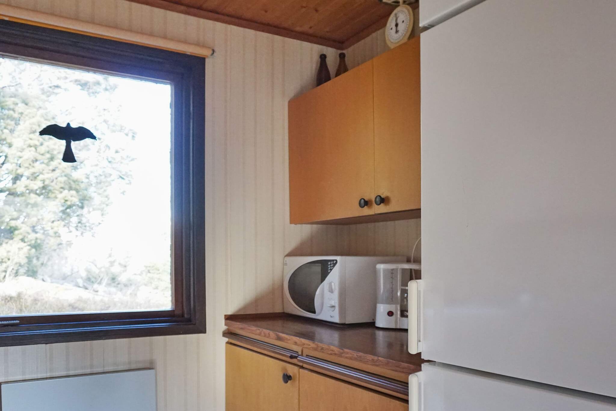 Cozy Cottage near Lake and Sea - Indoor