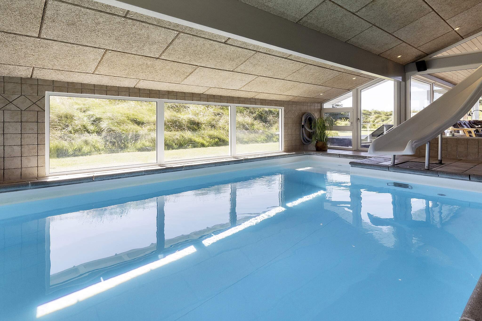 14 Personen Ferienhaus in Blokhus-By Traum