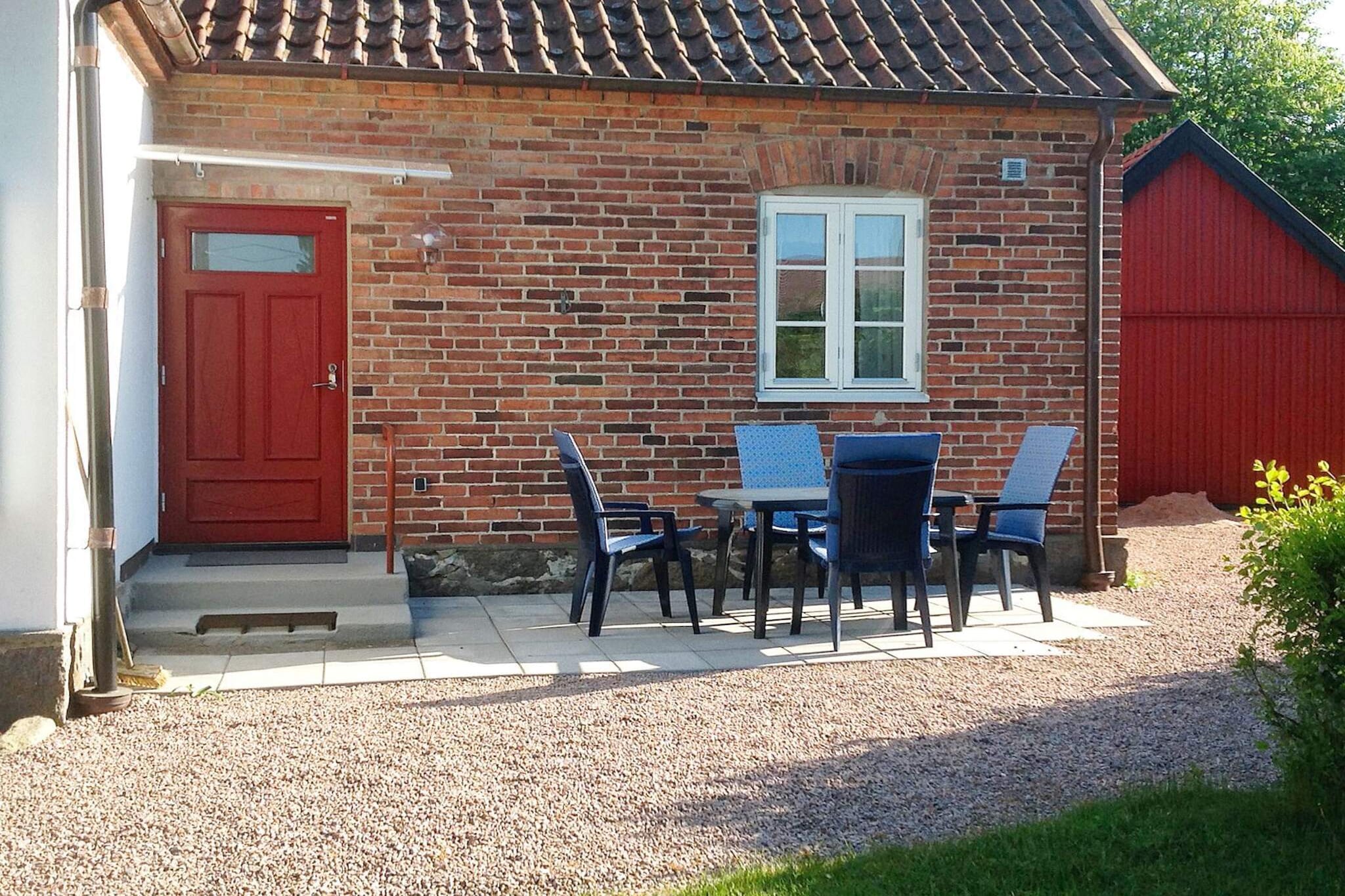 On Skåne's east coast, in Hanö Bay, which is known for its fine sandy beach, is this terraced house in the small community Yngsjö. The house is only 1500 meters away from the beautiful Yngsjö sea bath, so you have fantastic opportunities to experience the coast and beach from this lovely accommodation. Yngsjö is a small, picturesque village known for its eel fishing, beautiful coast and ice cream factory. Here you are close to exploring everything that Skåne's east coast has to offer, such as beaches and beautiful nature but also close to Åhus and Kristiandstand. The accommodation is 1 of 2 holiday homes, in a house that is divided into two separate homes. For groups traveling together, you can rent cottage no. 45654, which is located next door. The garden is shared with the other accommodation, even though there are clear separations and separate entrances. The accommodation was completely renovated in 2016 when everything was redone, including the fresh kitchen and large bathroom. Here six people can live in large airy, bright rooms. 3 beds are on the first floor, divided into one bunk bed plus one single bed. On the upper level, a sleeping loft with sloping ceilings, there are 3 more beds. Two single beds that can stand together as a double bed if desired, and one single bed. The kitchen with dining area is open to the large living room. Washing machine is in a separate laundry room. There is a large garden with two different opportunities to sit outside. Here you have the perfect starting point to experience the wonderful Scanian east coast and the beautiful beaches, from a spacious, modern and fresh accommodation perfect for families. Excellent also for two families traveling together if you also rent the other accommodation.