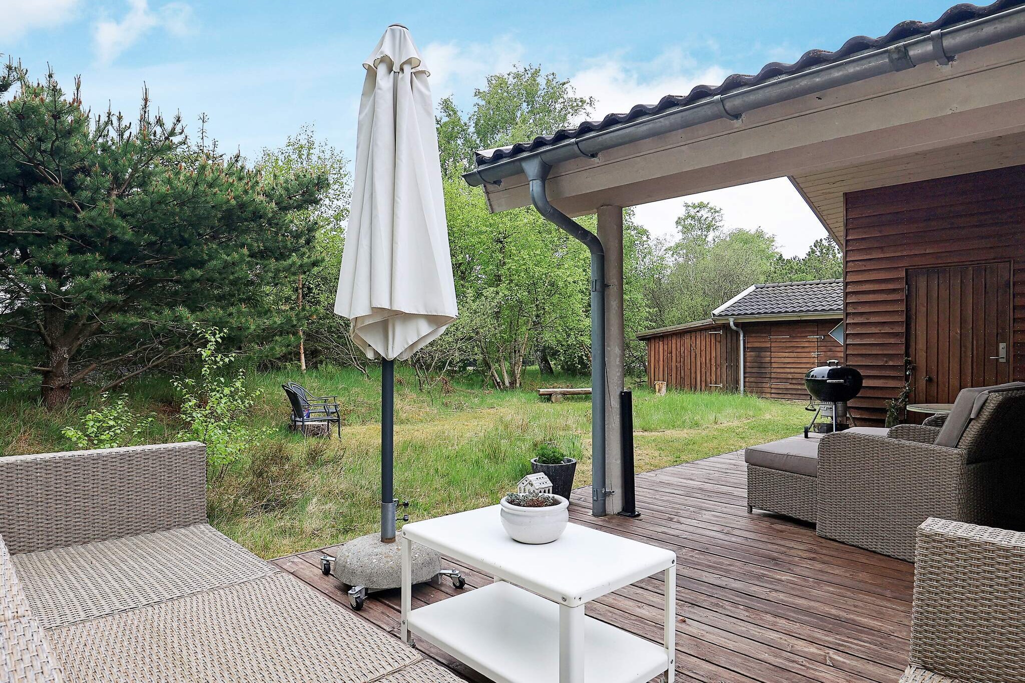 6 person holiday home in Ålbæk-By Traum
