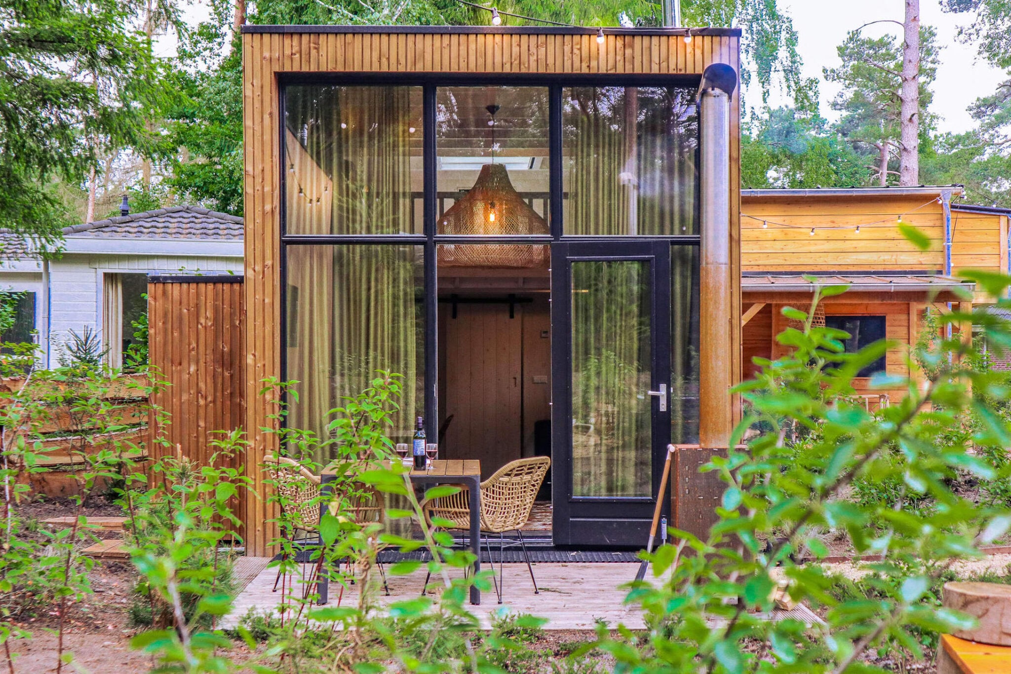 Nice tiny house with pellet stove, adjacent to the Hoge Veluwe National Park