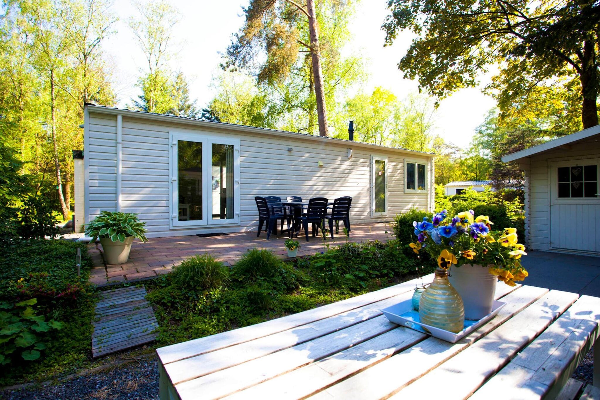 Well-kept chalet in a holiday park, adjacent to the Hoge Veluwe National Park