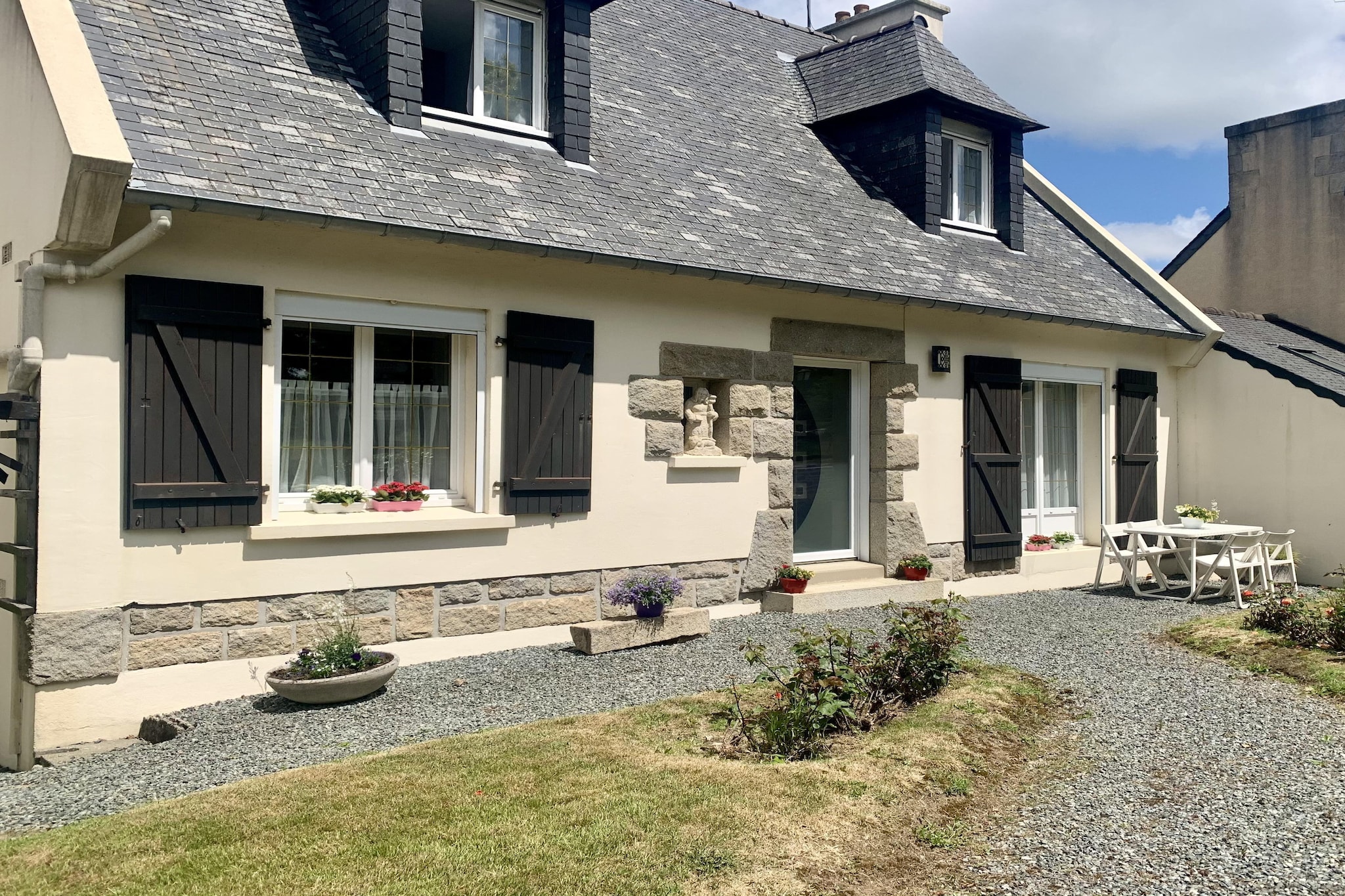Exterior Summer