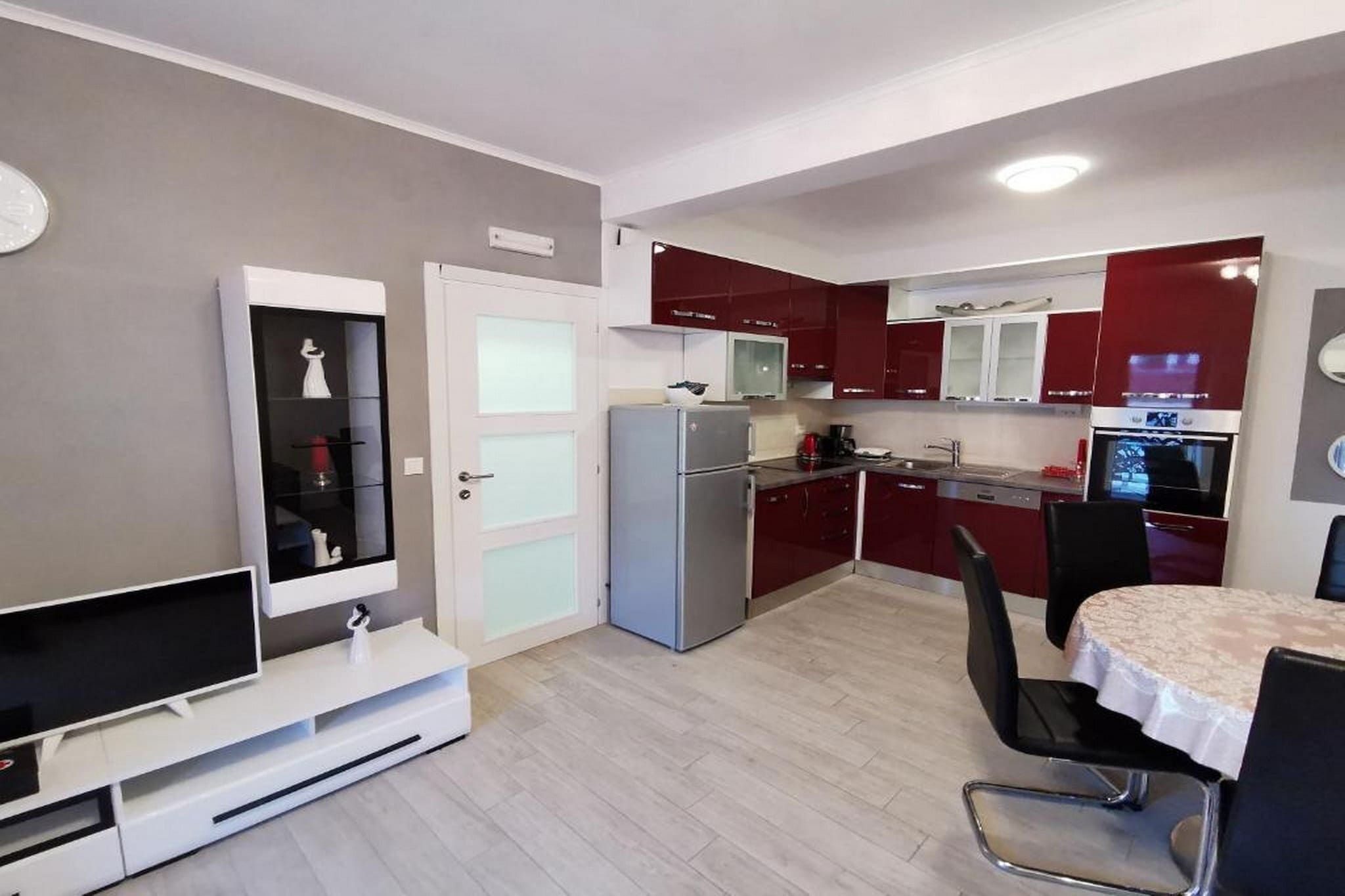 Studio Apartment Feather - Studio Apartment with Terrace-Kitchen