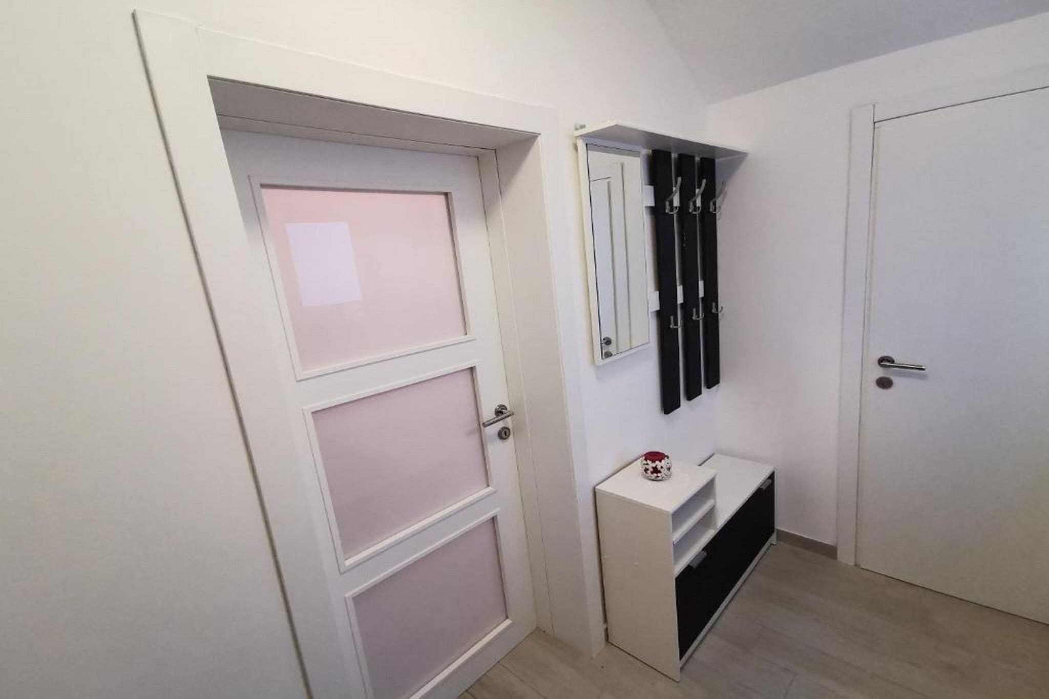 Studio Apartment Feather - Studio Apartment with Terrace-Indoor