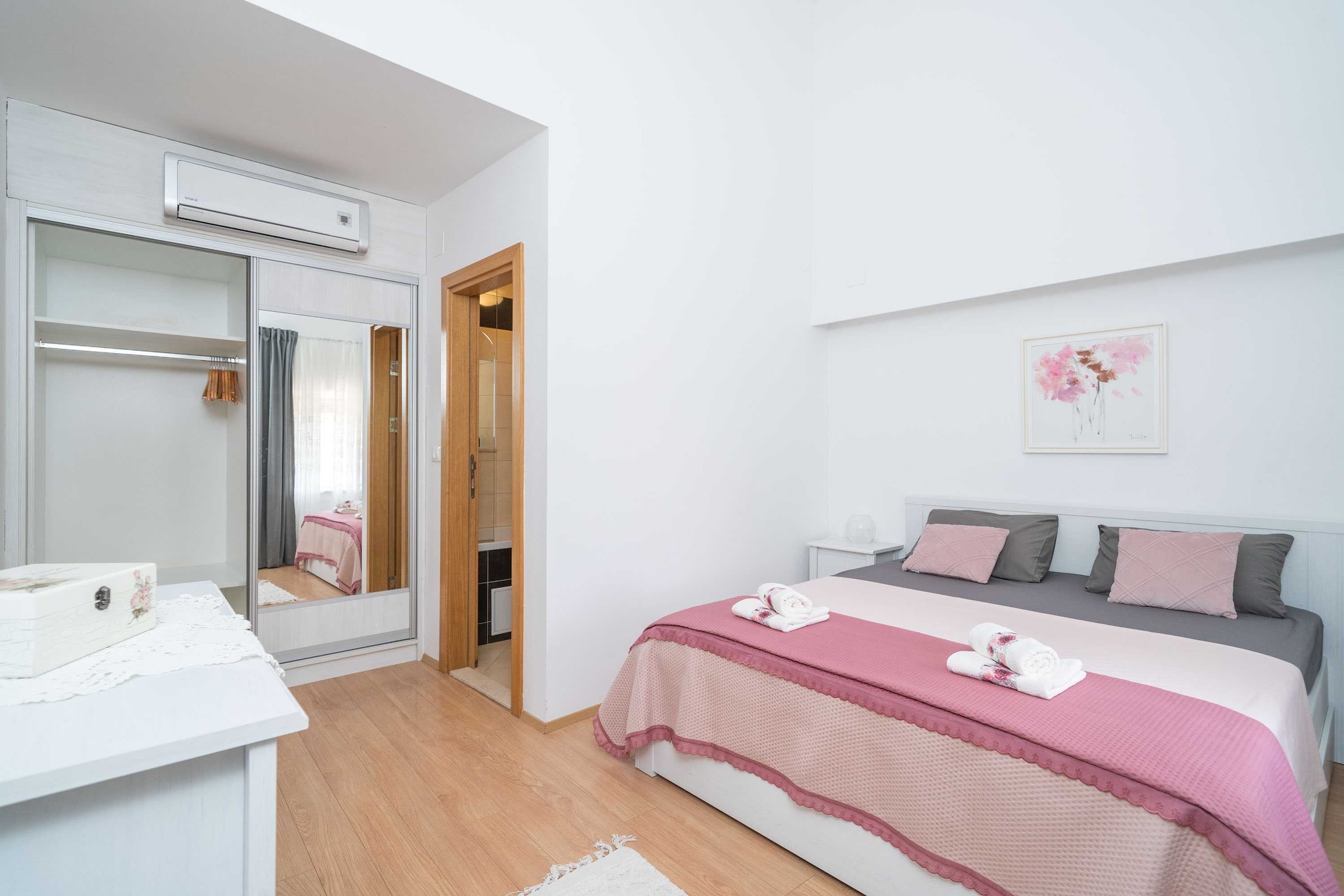 Holiday Home Majkovi - Three Bedroom Holiday Home with Swimming Pool-Slaapkamer