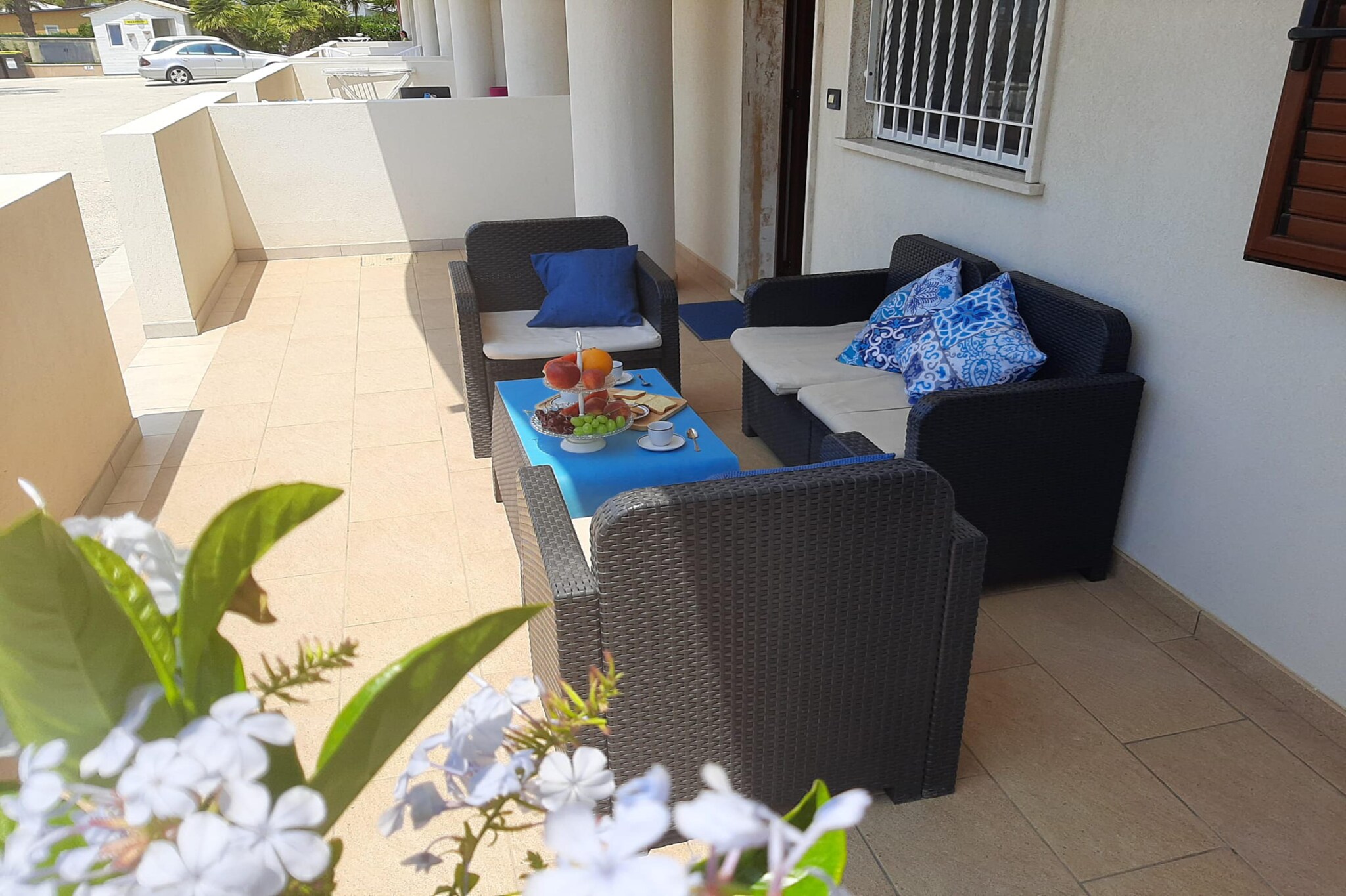 Stylish Apartment by the Sea