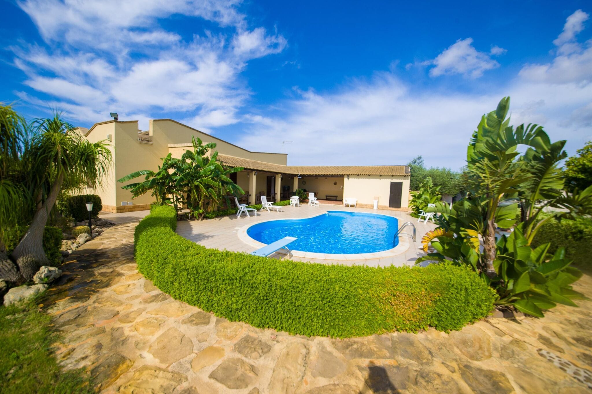 Erstaunliche Villa in Mazara del Vallo mit Pool