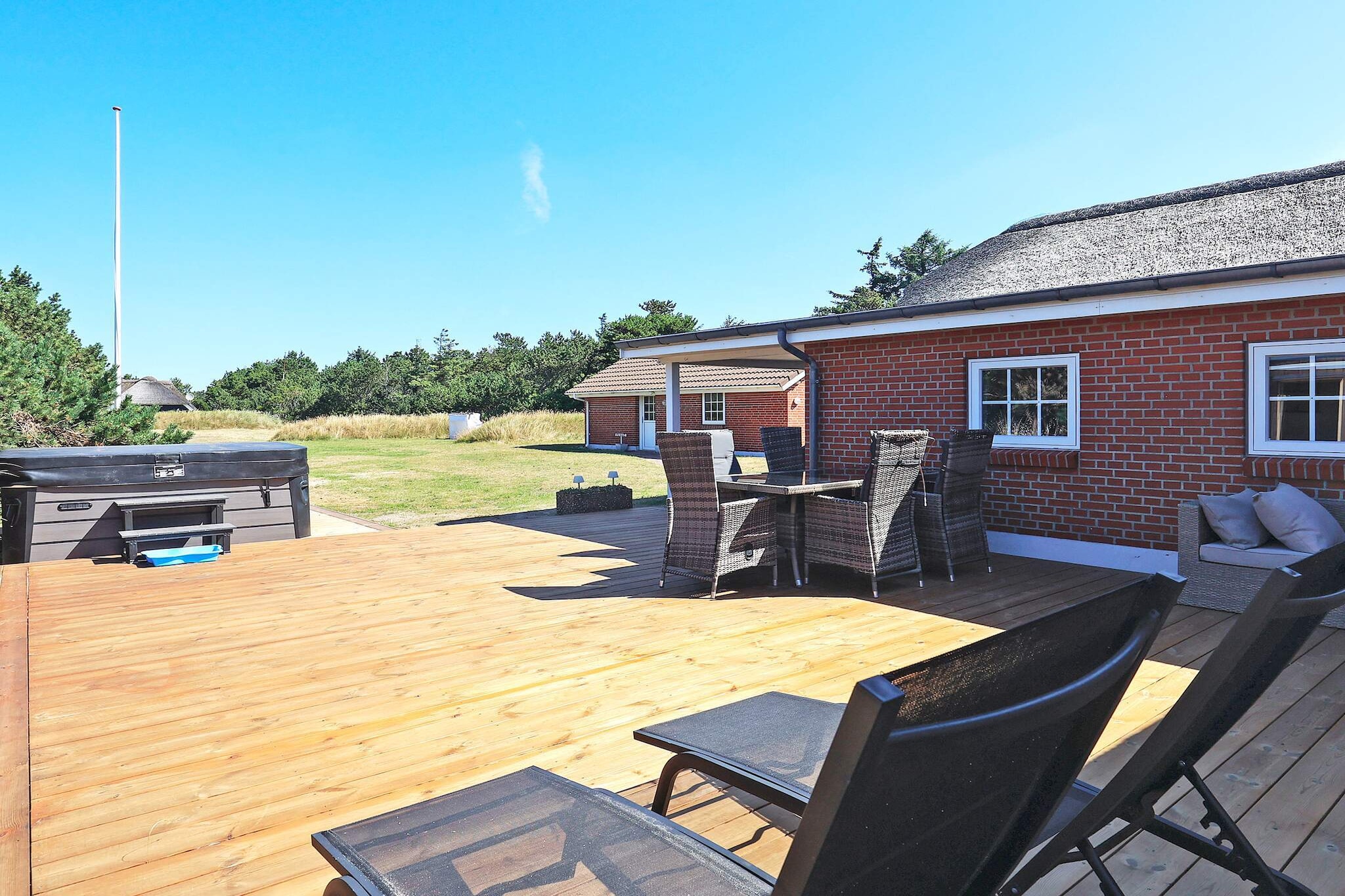 6 person holiday home in Blåvand-By Traum - Spa