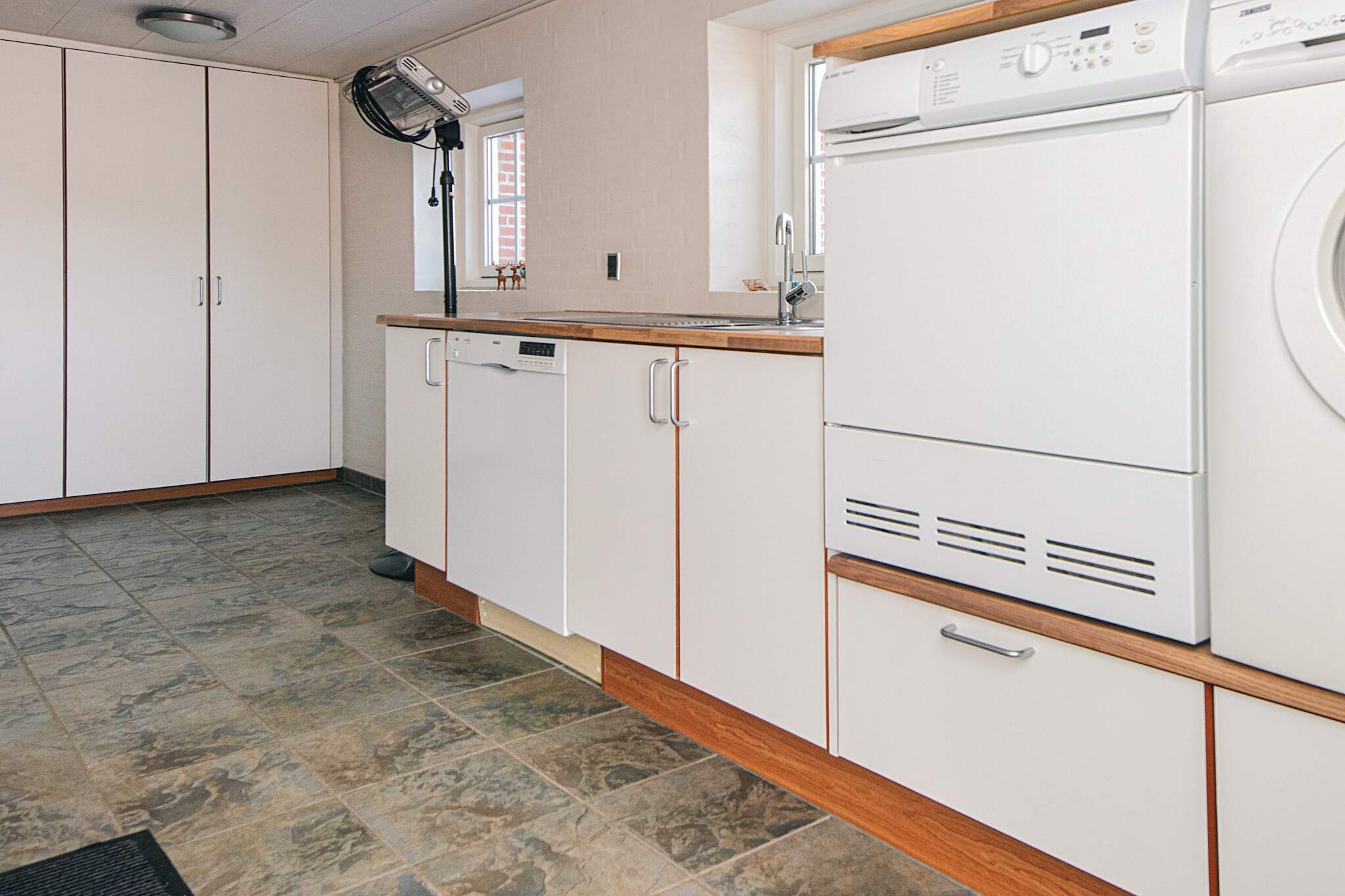 6 person holiday home in Blåvand-By Traum - Indoor